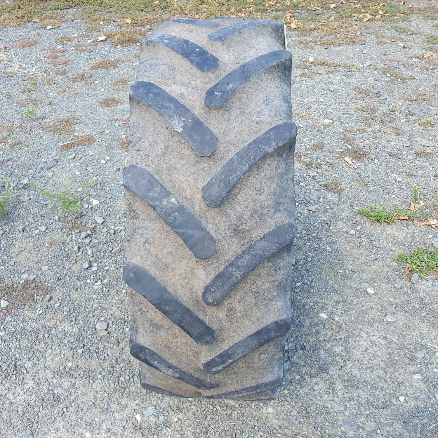  Cauciucuri 280/70R20 Continental
