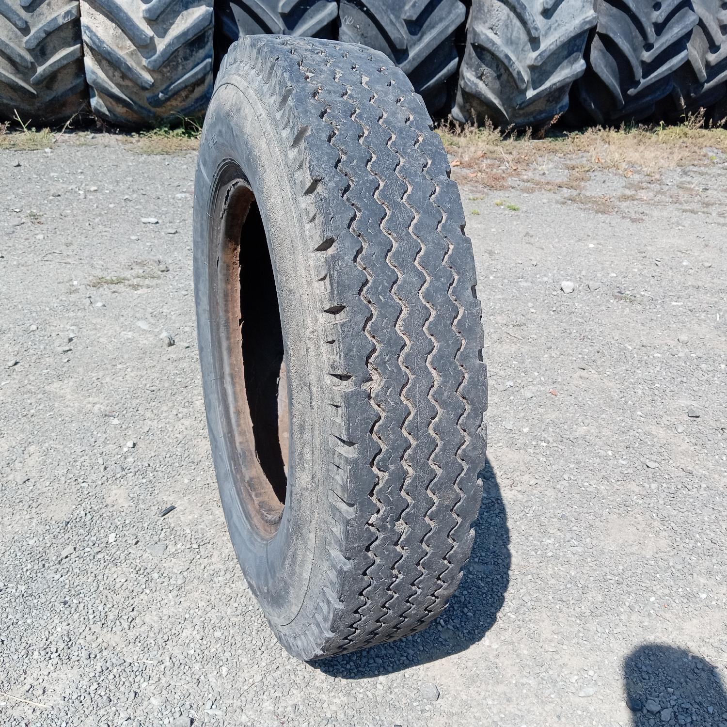 Cauciucuri 8.25-20 Stomil