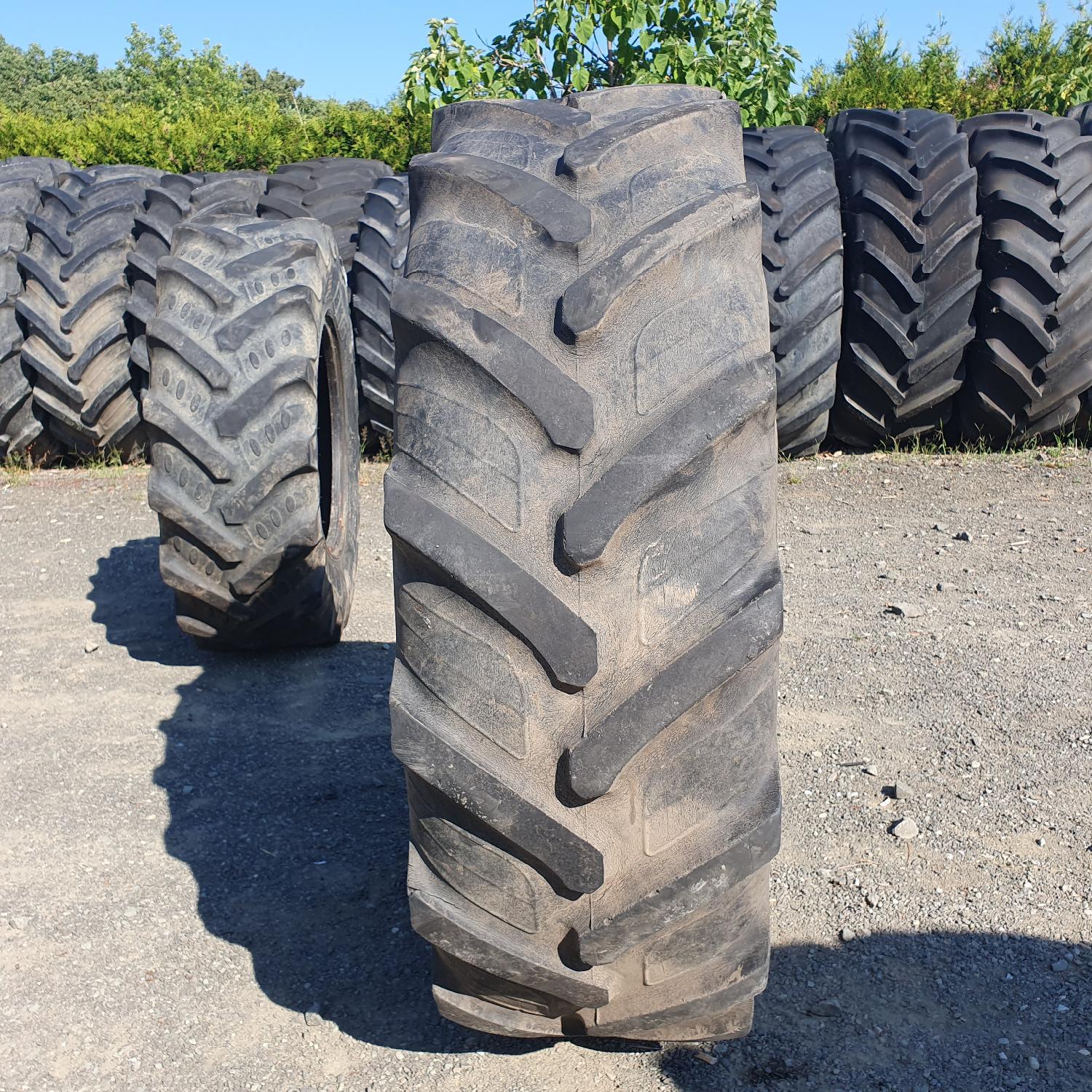  Cauciucuri 14.9R24 (380/85R24) Taurus