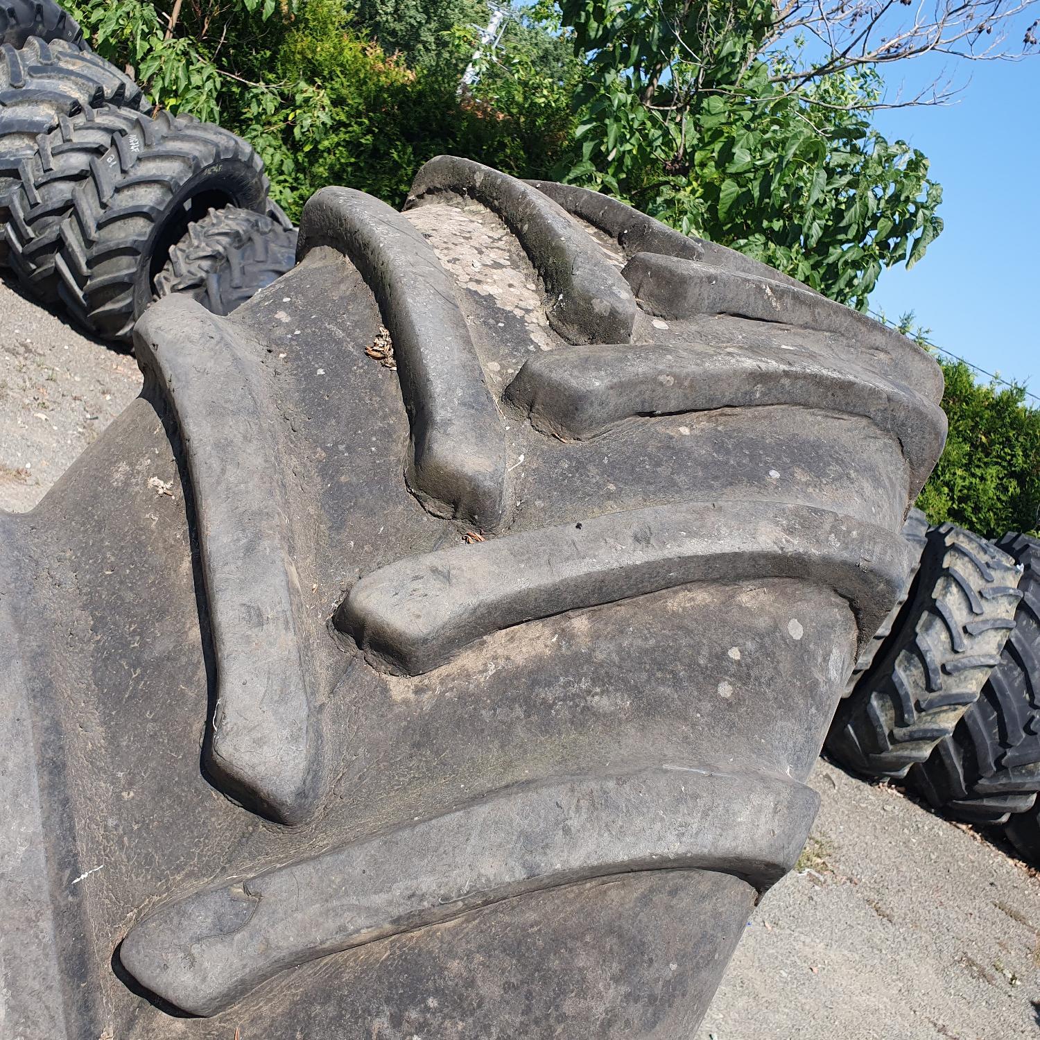  Cauciucuri 650/75R32 (24.5R32) Dneproshina