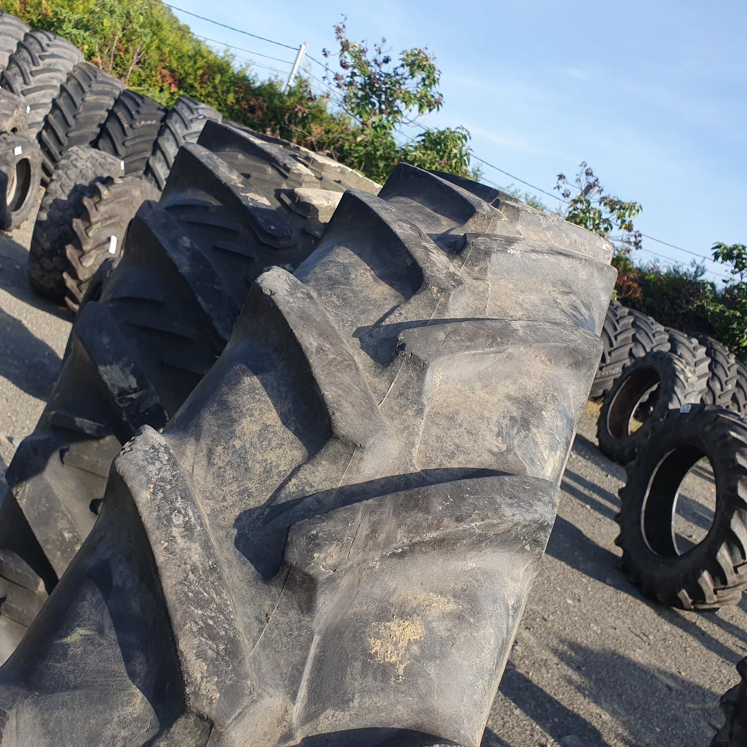  Cauciucuri 270/95R48 Bkt