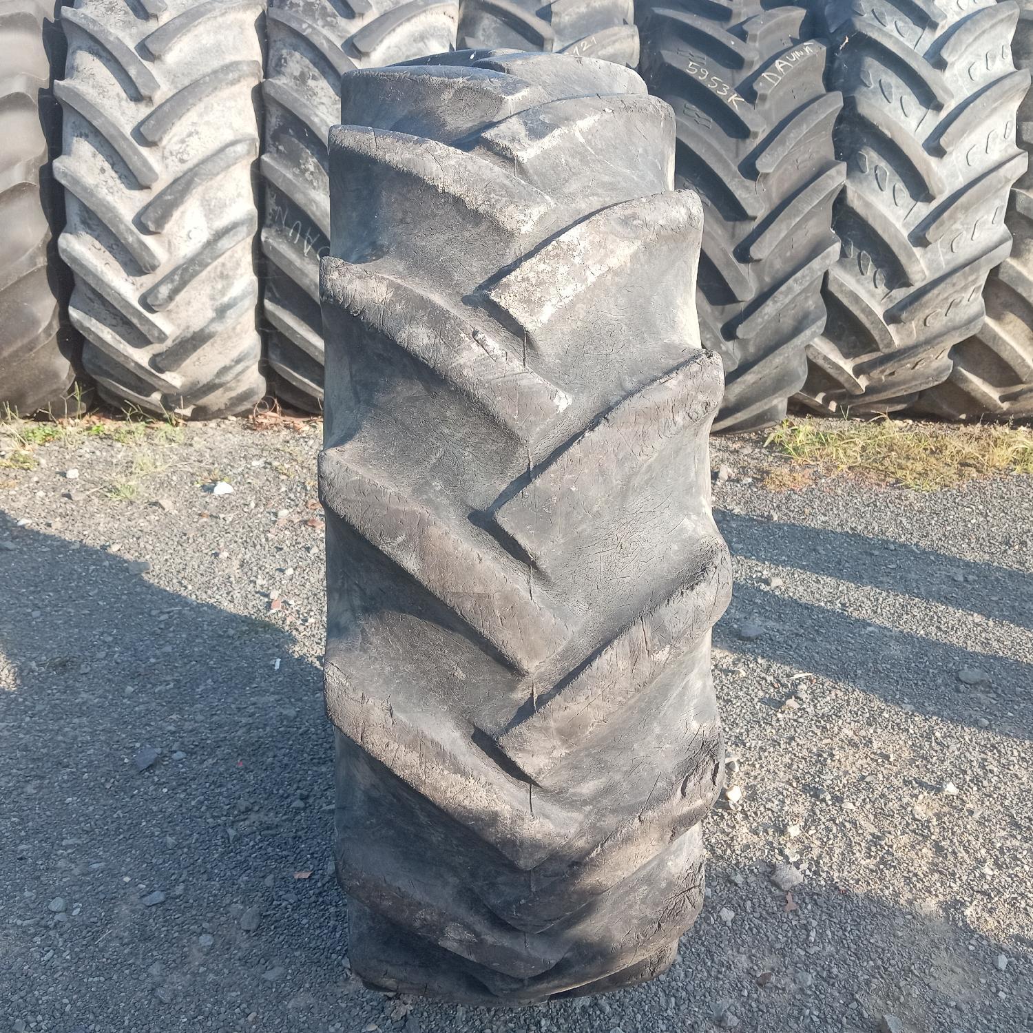  Cauciucuri 14.9-24 Nokian