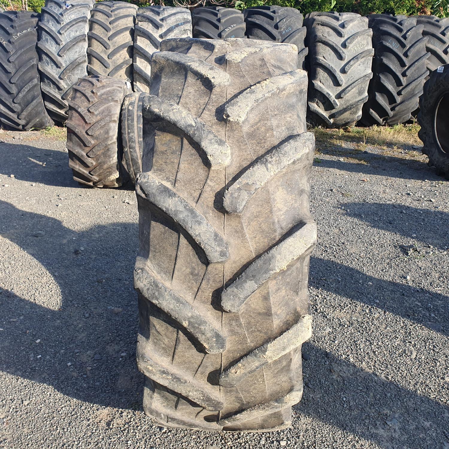  Cauciucuri 420/70R28 Pirelli