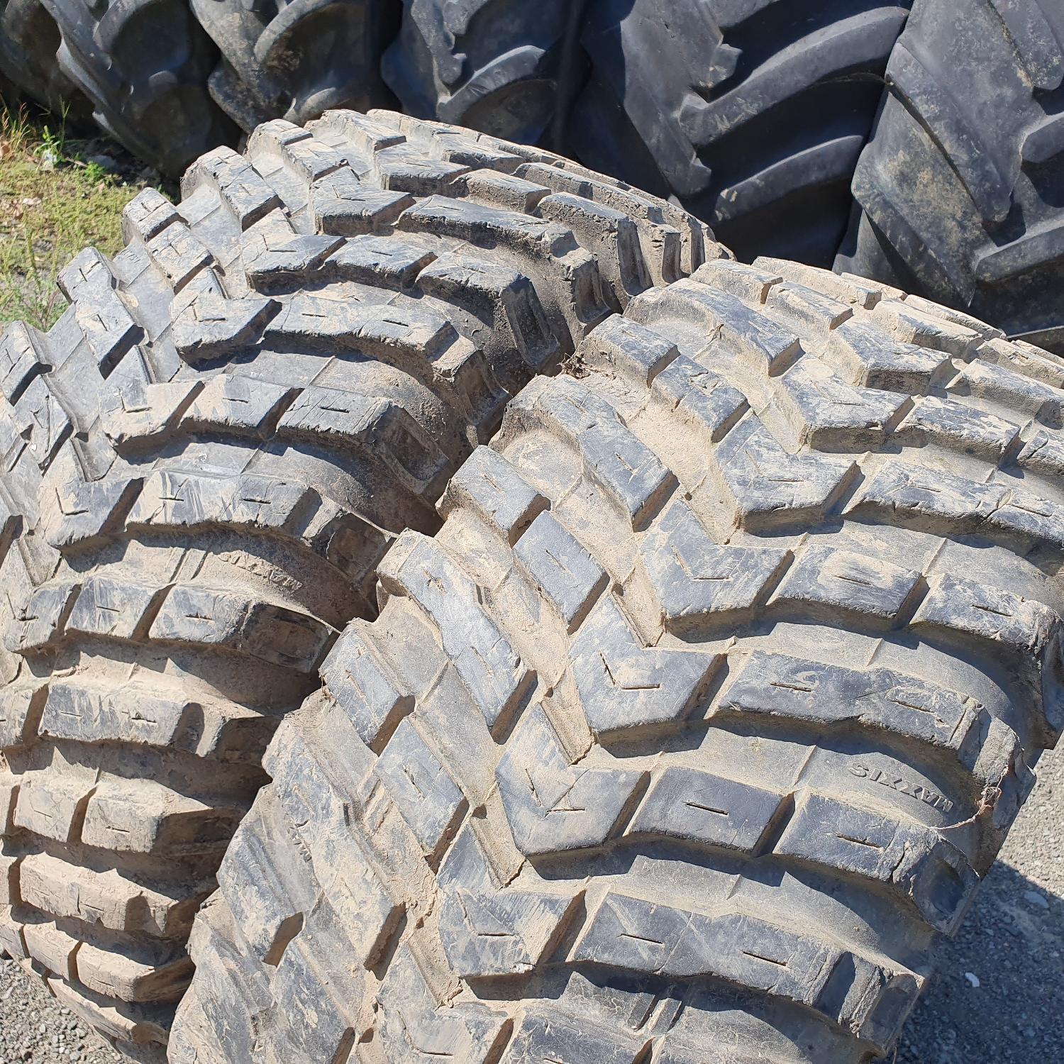  Cauciucuri 35x13.50-16  Maxxis