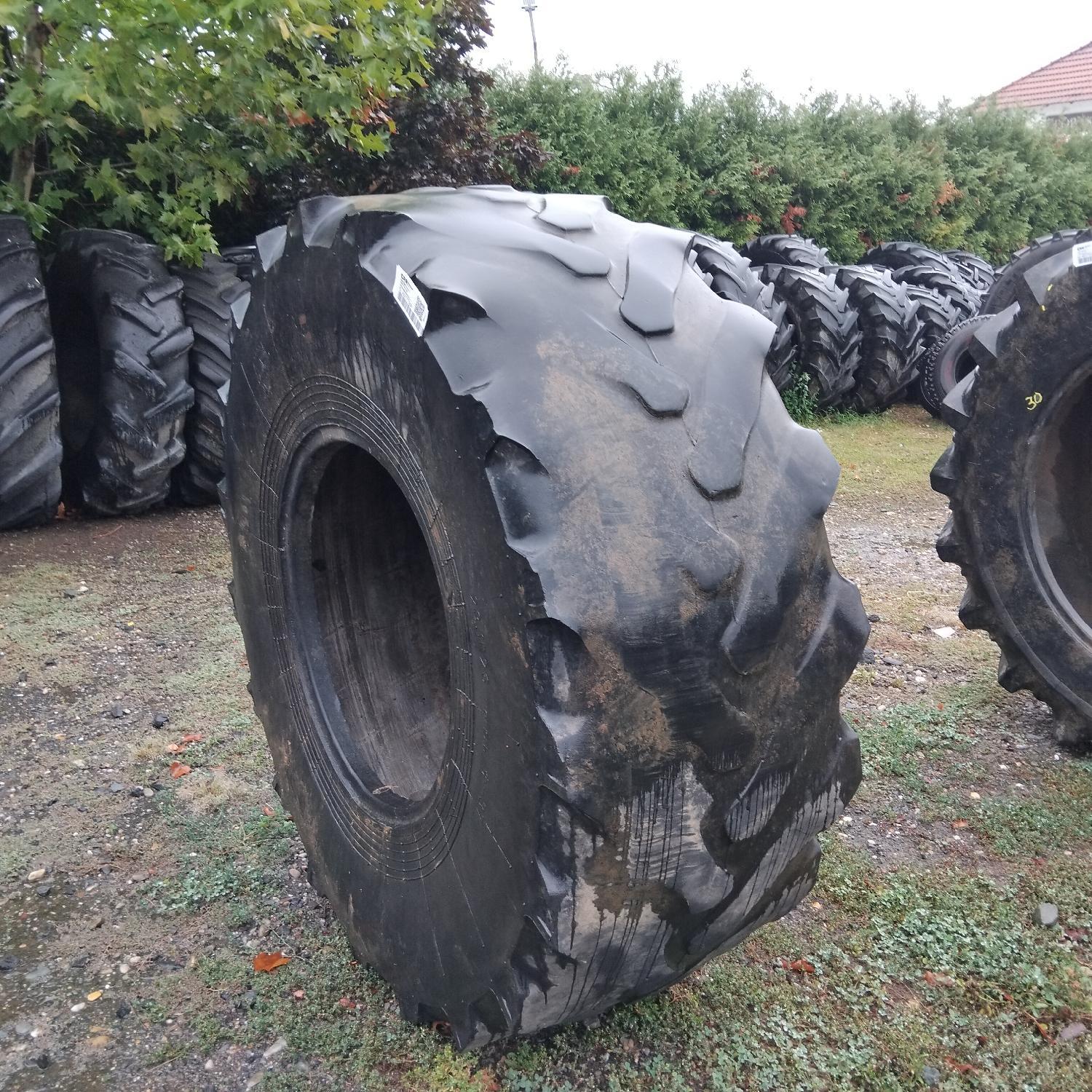  Cauciucuri 23.1R26  Universal