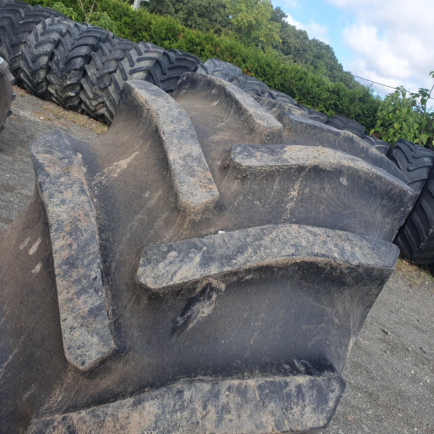  Cauciucuri 28R26 Goodyear
