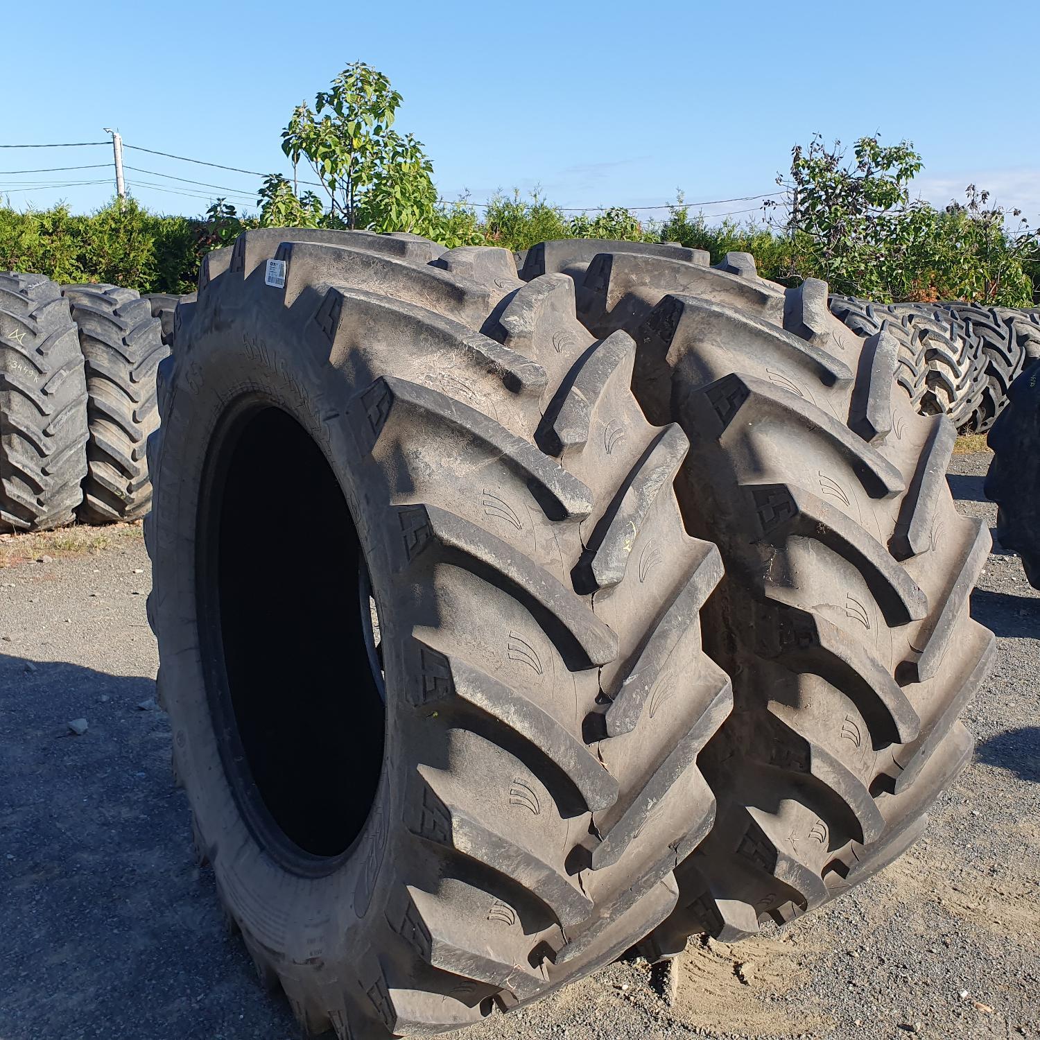  Cauciucuri 650/65R42  Gri