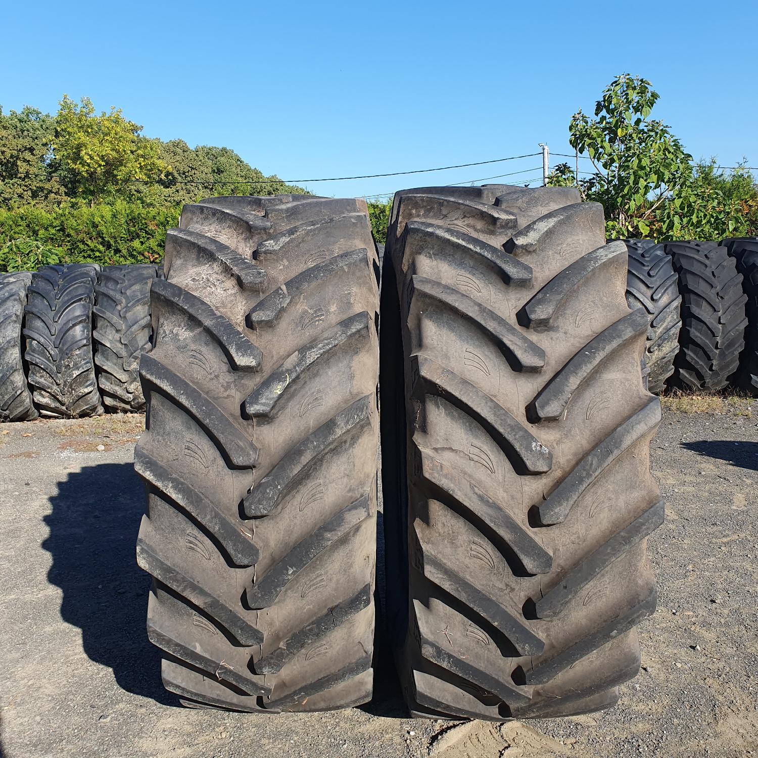  Cauciucuri 650/65R42  Gri