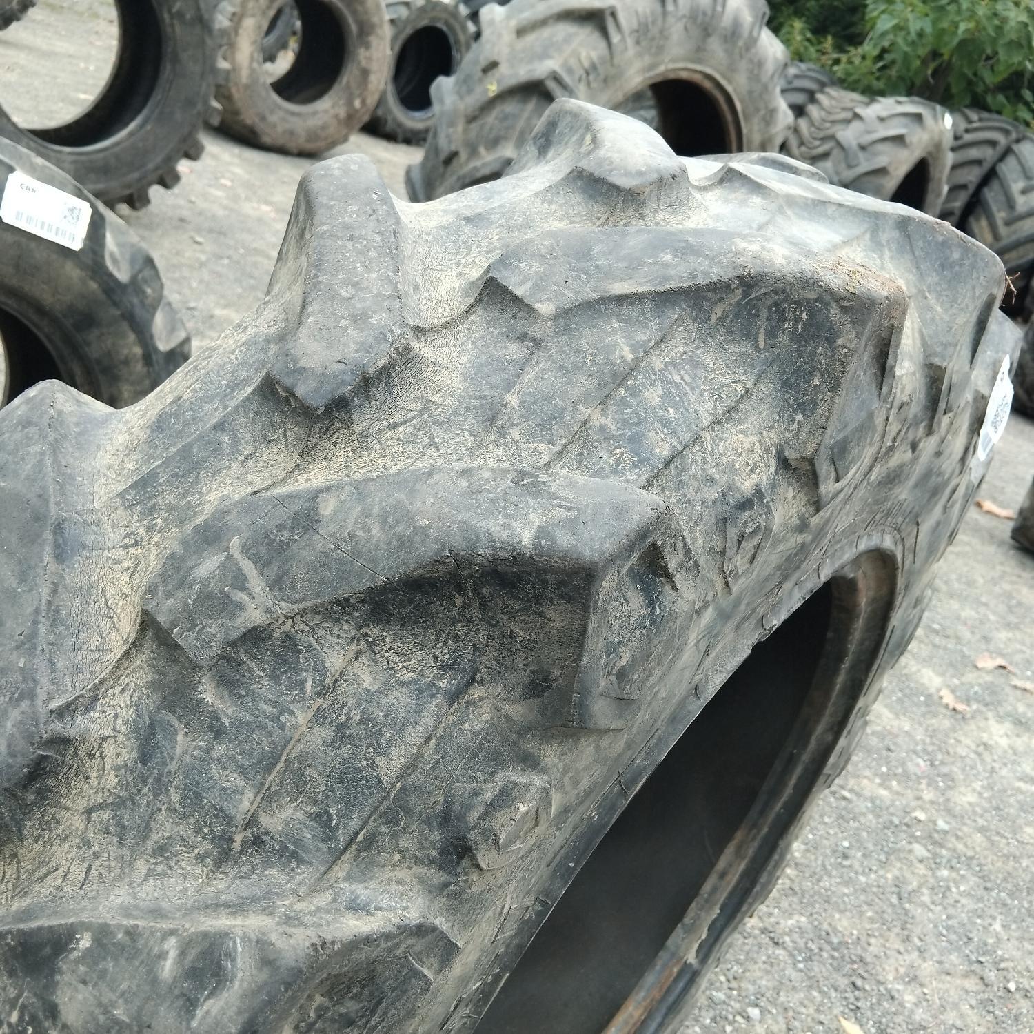  Cauciucuri 11.2-20 (280/85R20) Pirelli