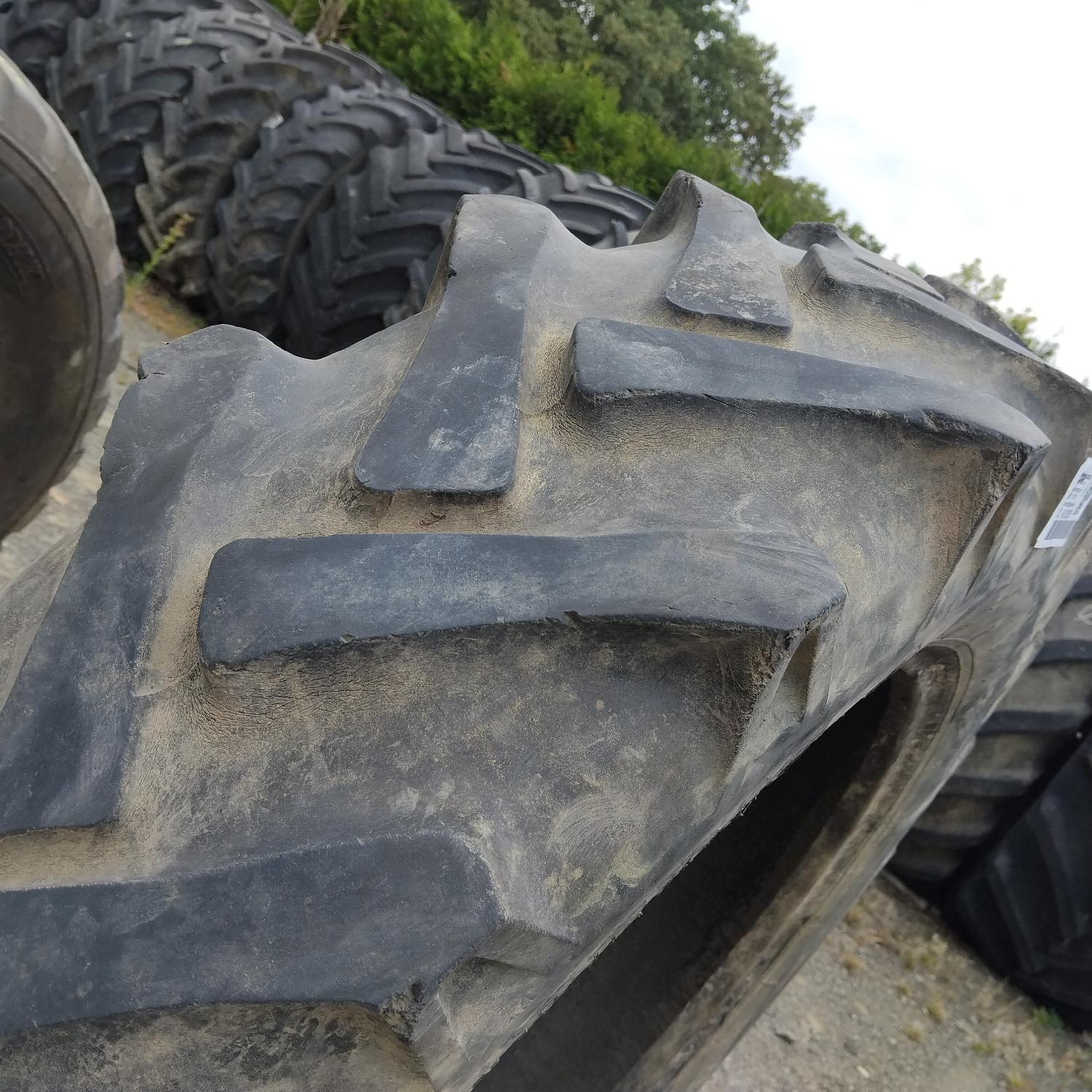  Cauciucuri 11.2-28 (280/85R28) Semperit