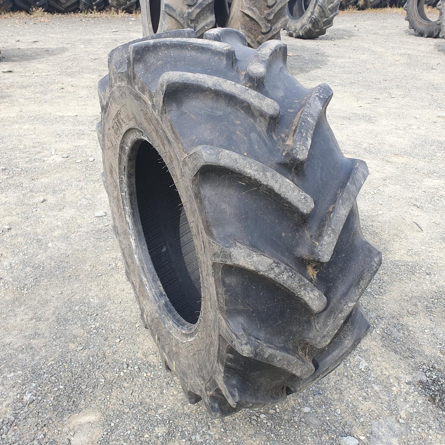  Cauciucuri 280/70R16  Mitas