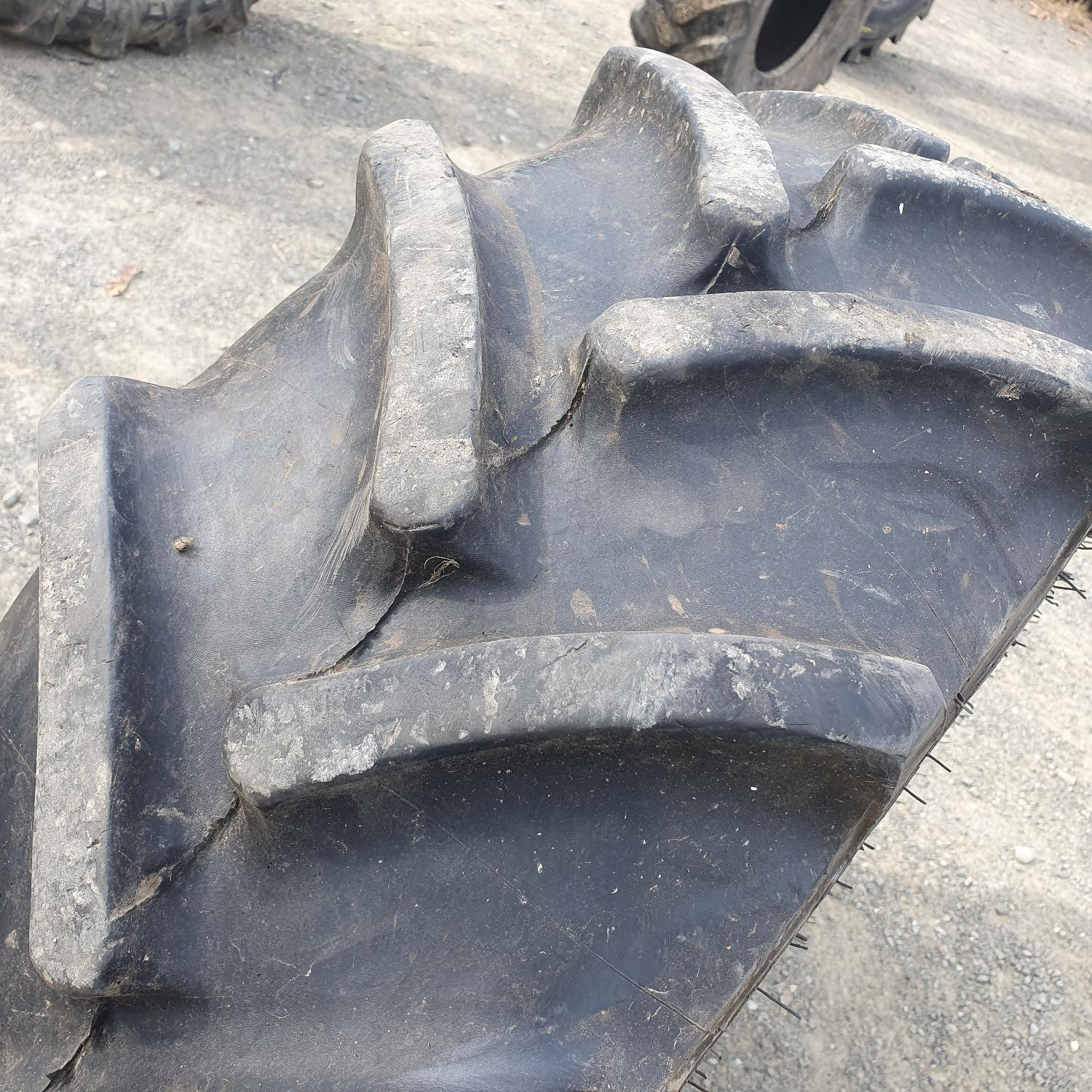  Cauciucuri 280/70R16  Mitas