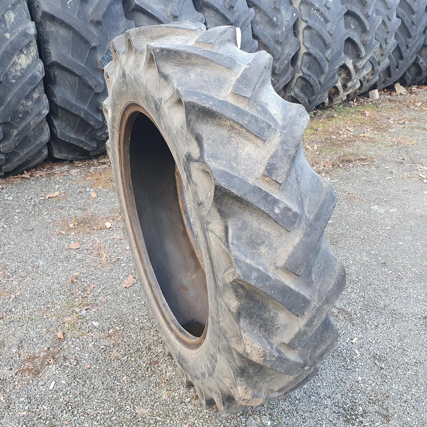  Cauciucuri 11.2-28 (280/85R28) Dunlop