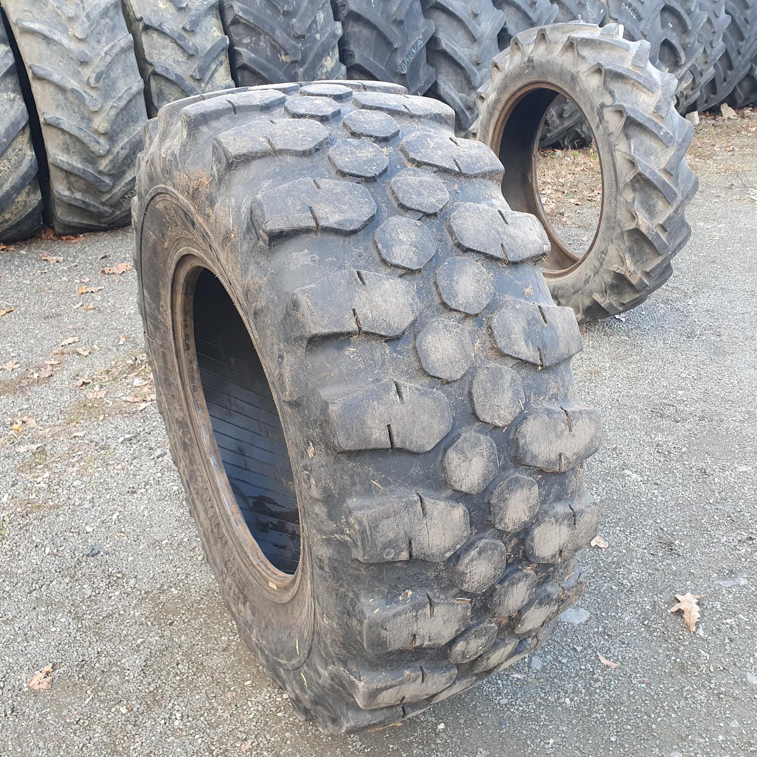  Cauciucuri 460/70R24 (17.5R24) Michelin
