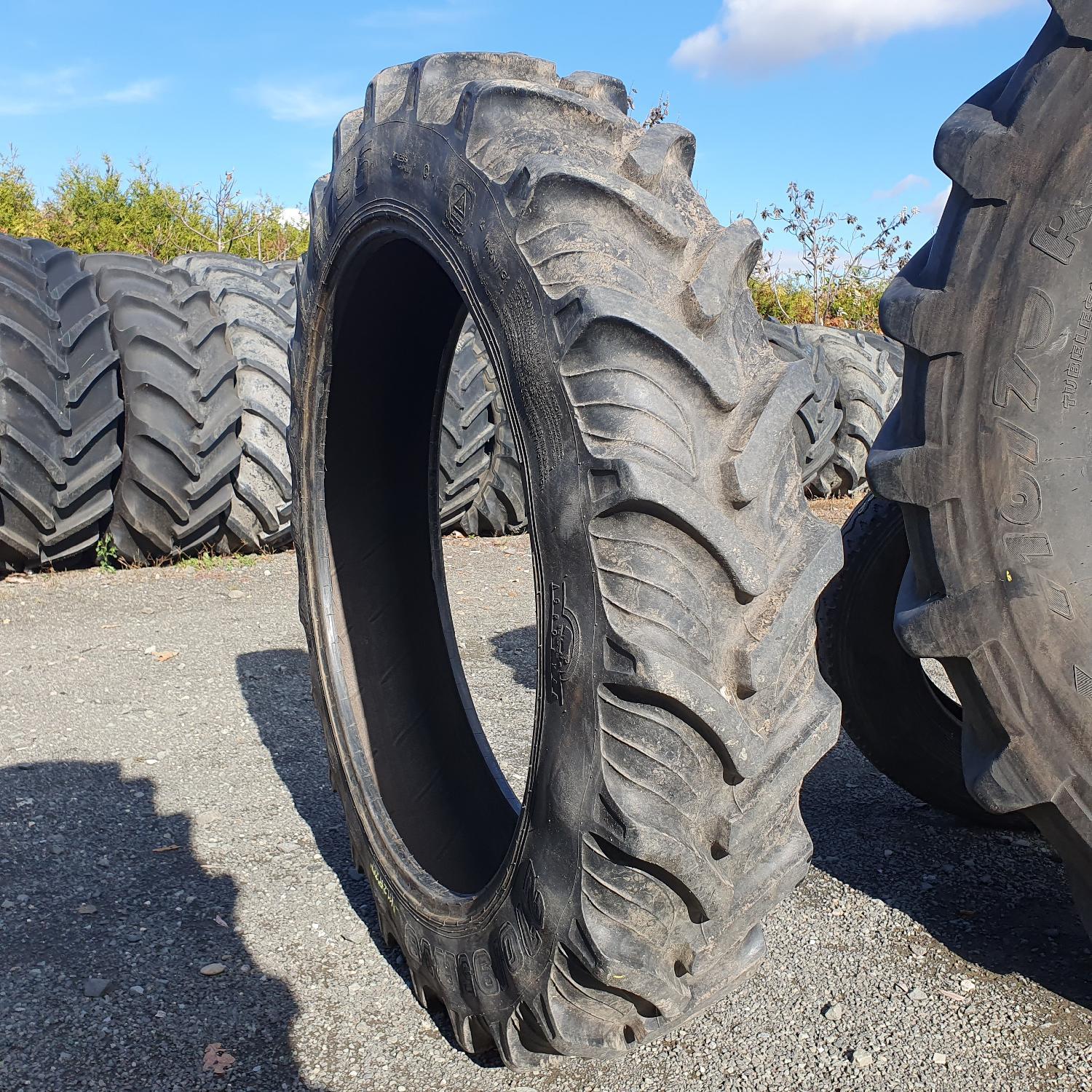  Cauciucuri 270/95R38 (11.2R38) Taurus