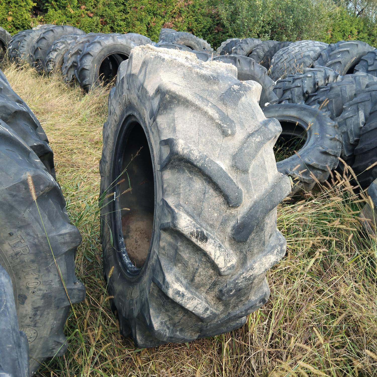  Cauciucuri 420/70R24  Pirelli