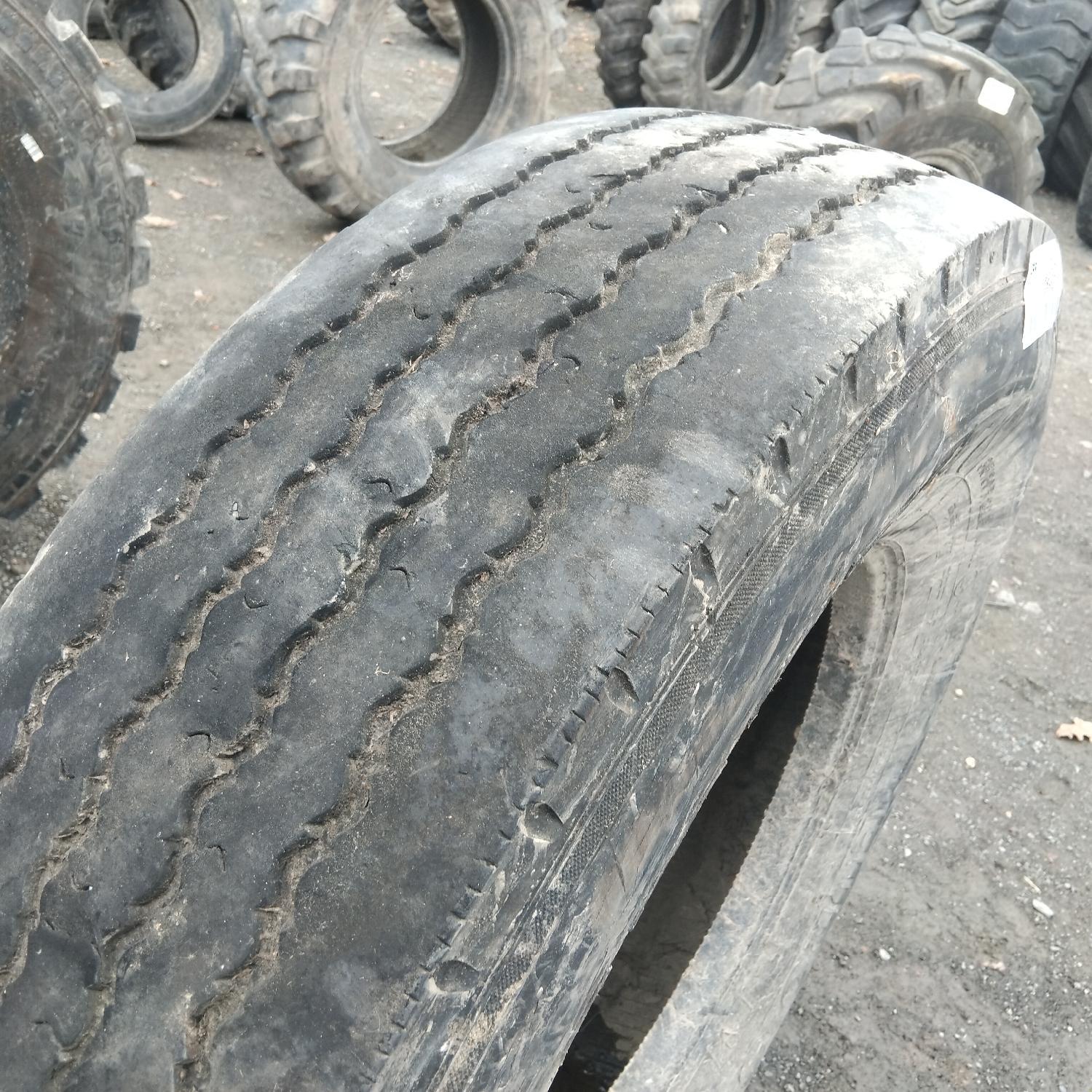  Cauciucuri 315/80R22.5  Semperit