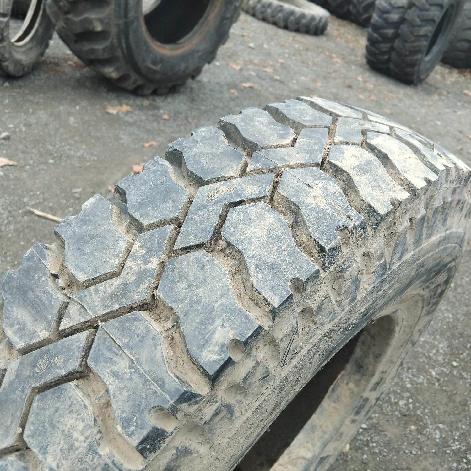  Cauciucuri 200-15  Veith