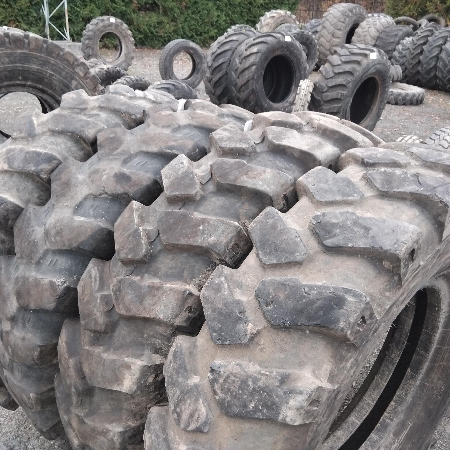  Cauciucuri 11.00-20  Bkt