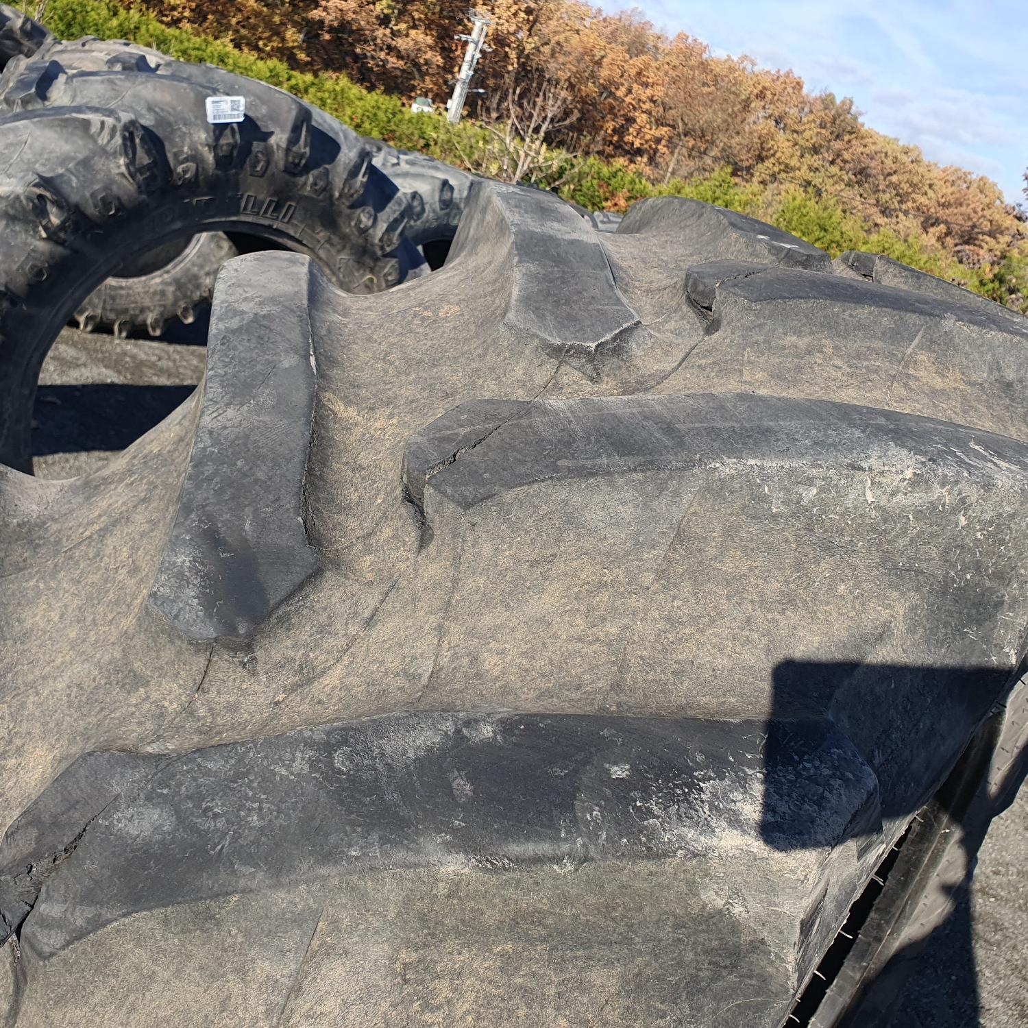  Cauciucuri 520/70R38  Trelleborg