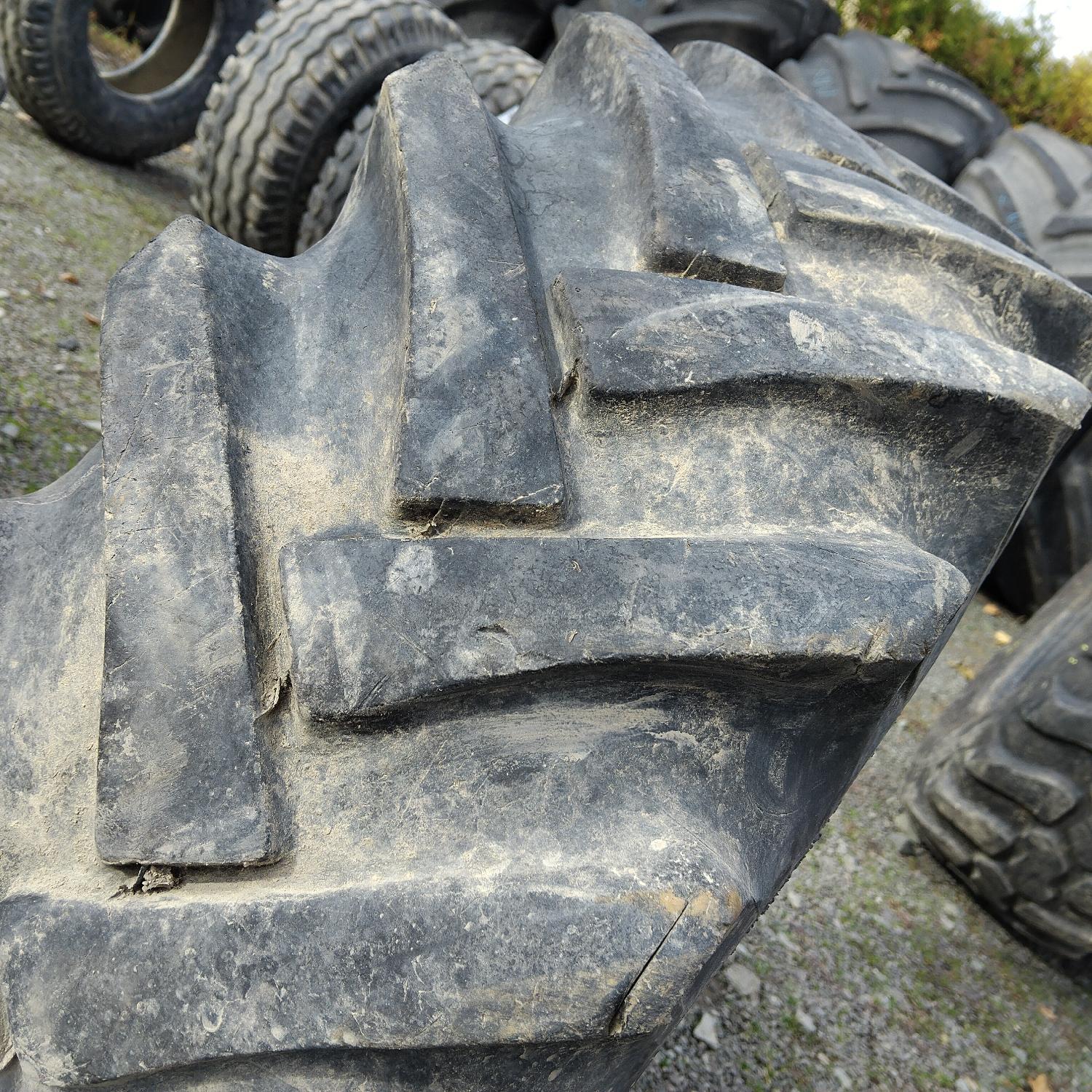  Cauciucuri 11.5/80-15.3  Continental