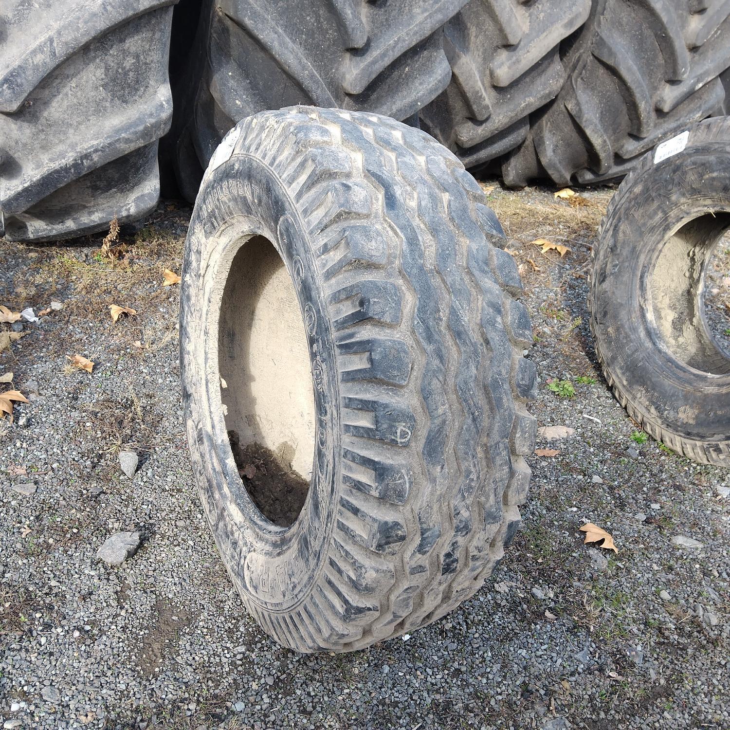  Cauciucuri 10.5/80-18 (10.5R18) Goodyear