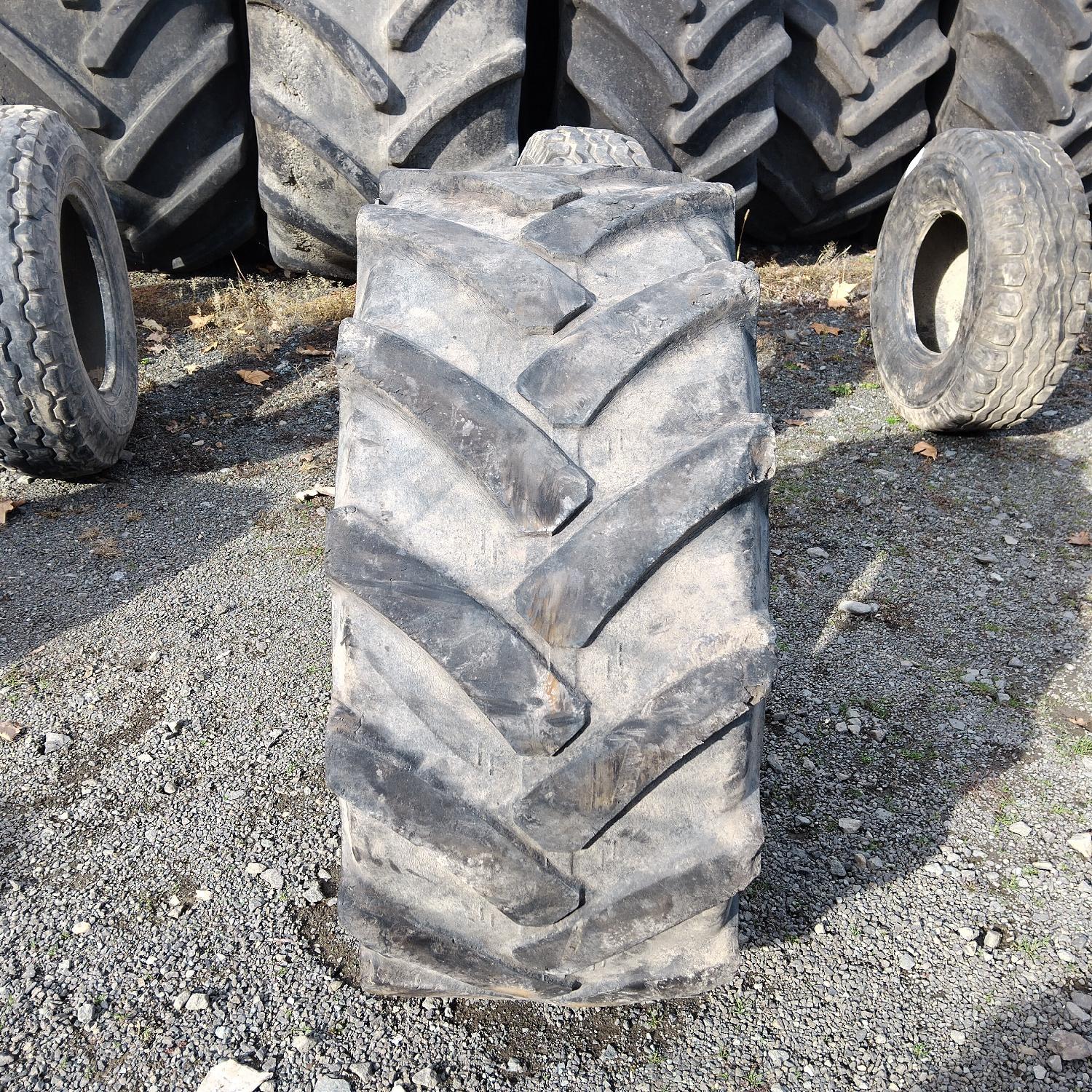  Cauciucuri 405/70-20 (16/70R20) Mitas