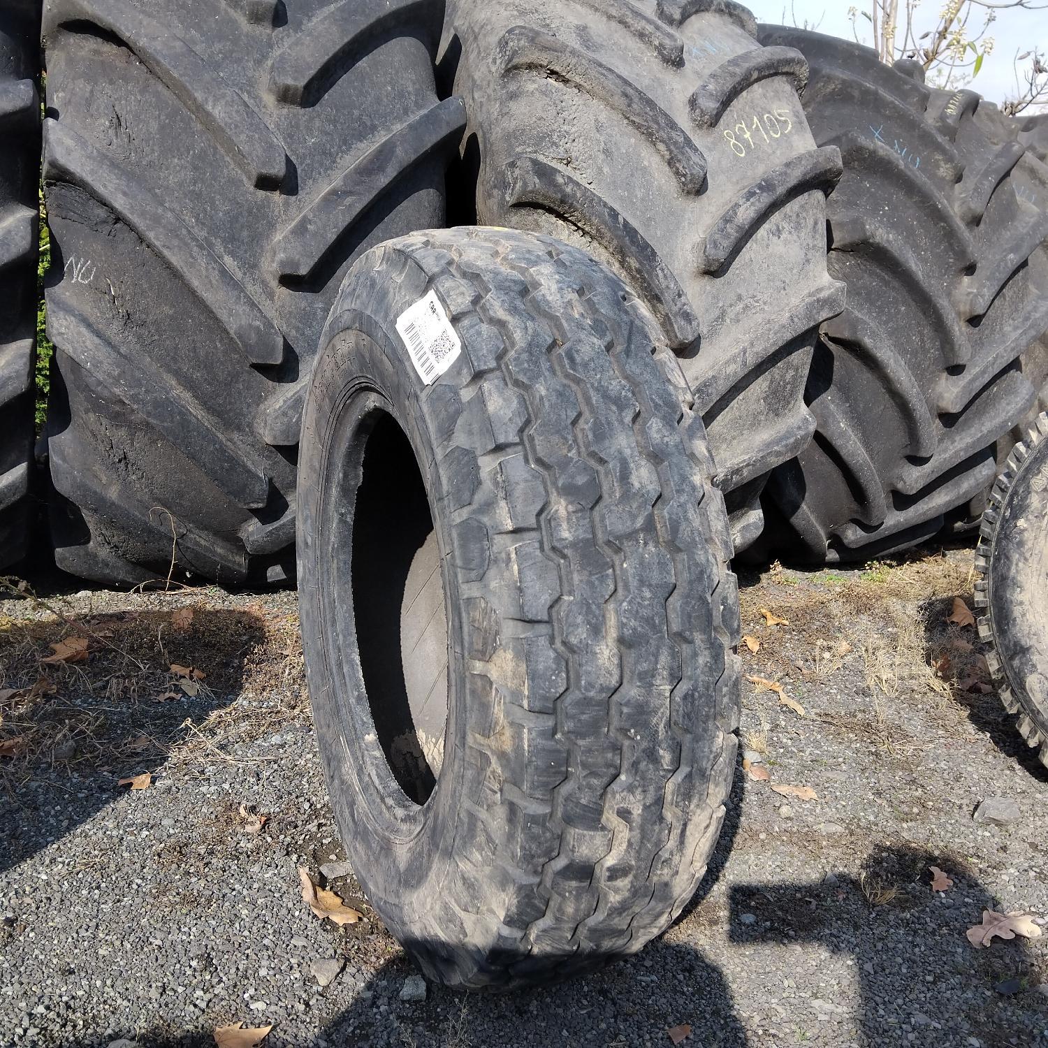  Cauciucuri 10.5/80-18 (10.5R18) Semperit