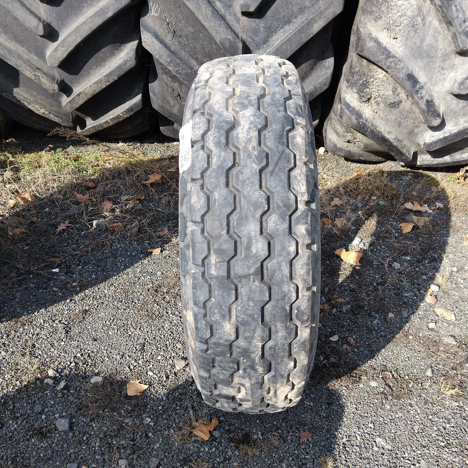  Cauciucuri 10.5/80-18 (10.5R18) Semperit