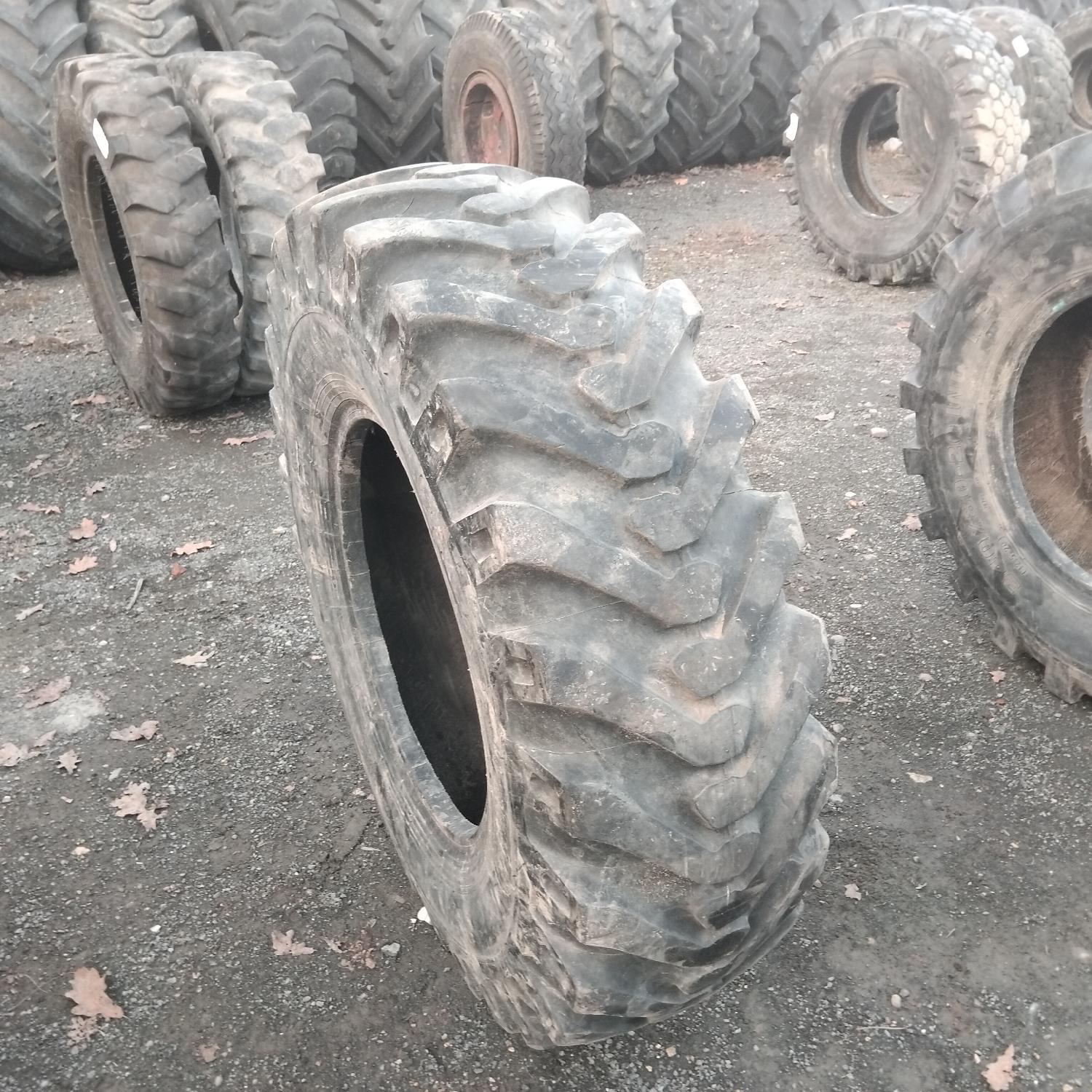  Cauciucuri 12.5-20  Danubiana