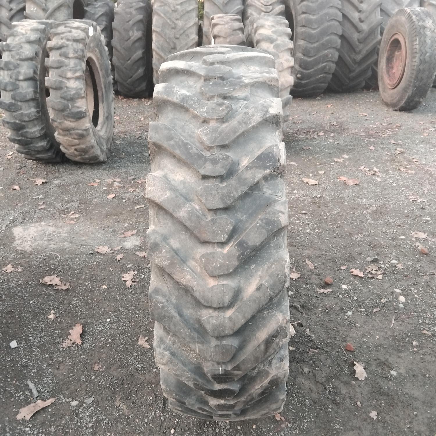  Cauciucuri 12.5-20  Danubiana