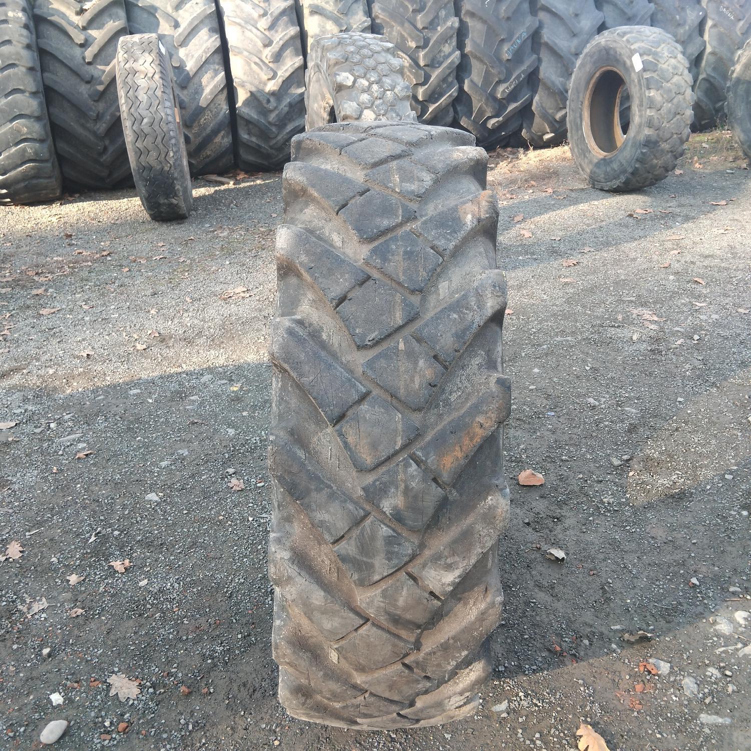  Cauciucuri 12.5-20  Mitas