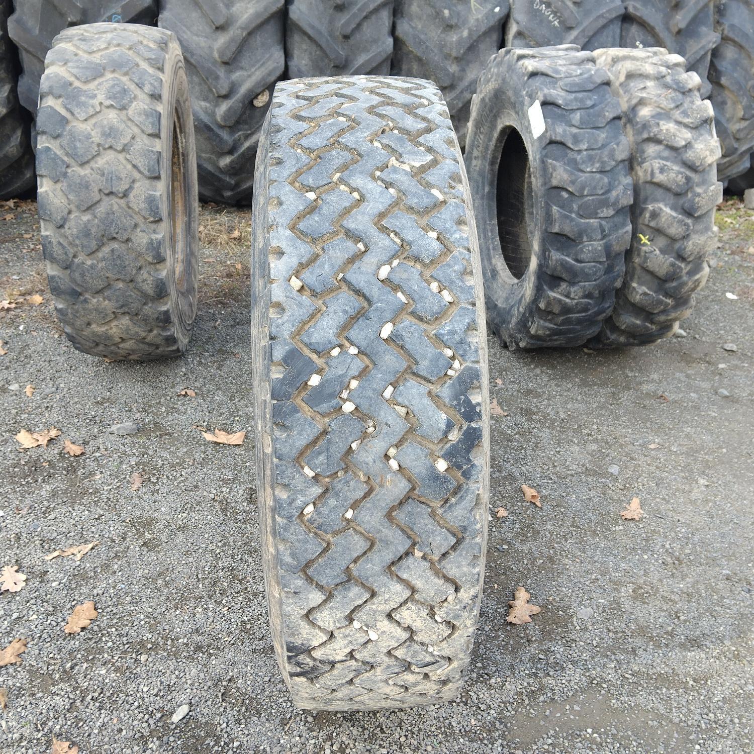  Cauciucuri 315/75R22.5  Semperit