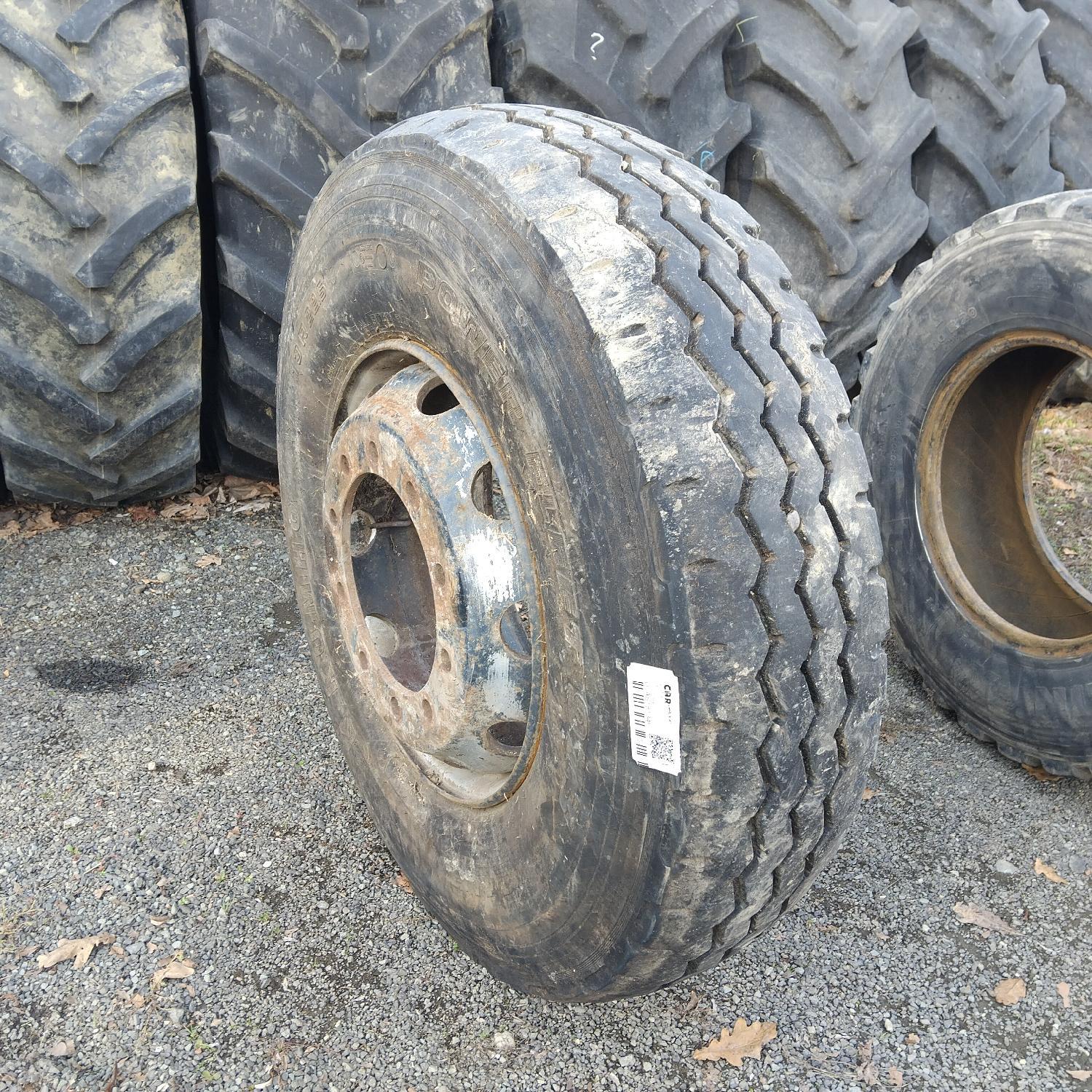  Cauciucuri 13R22.5  Kumho