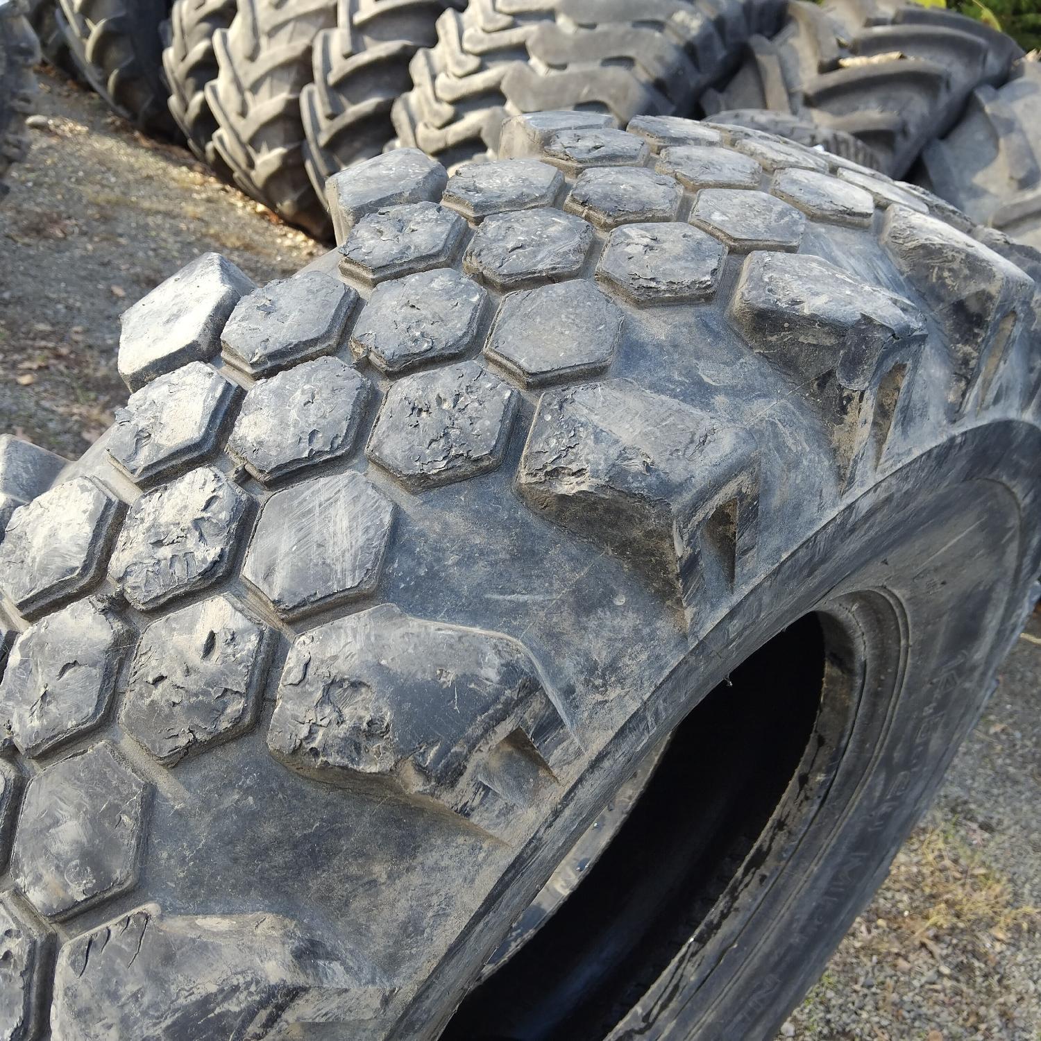  Cauciucuri 14.5-20 (365/80R20) Barum