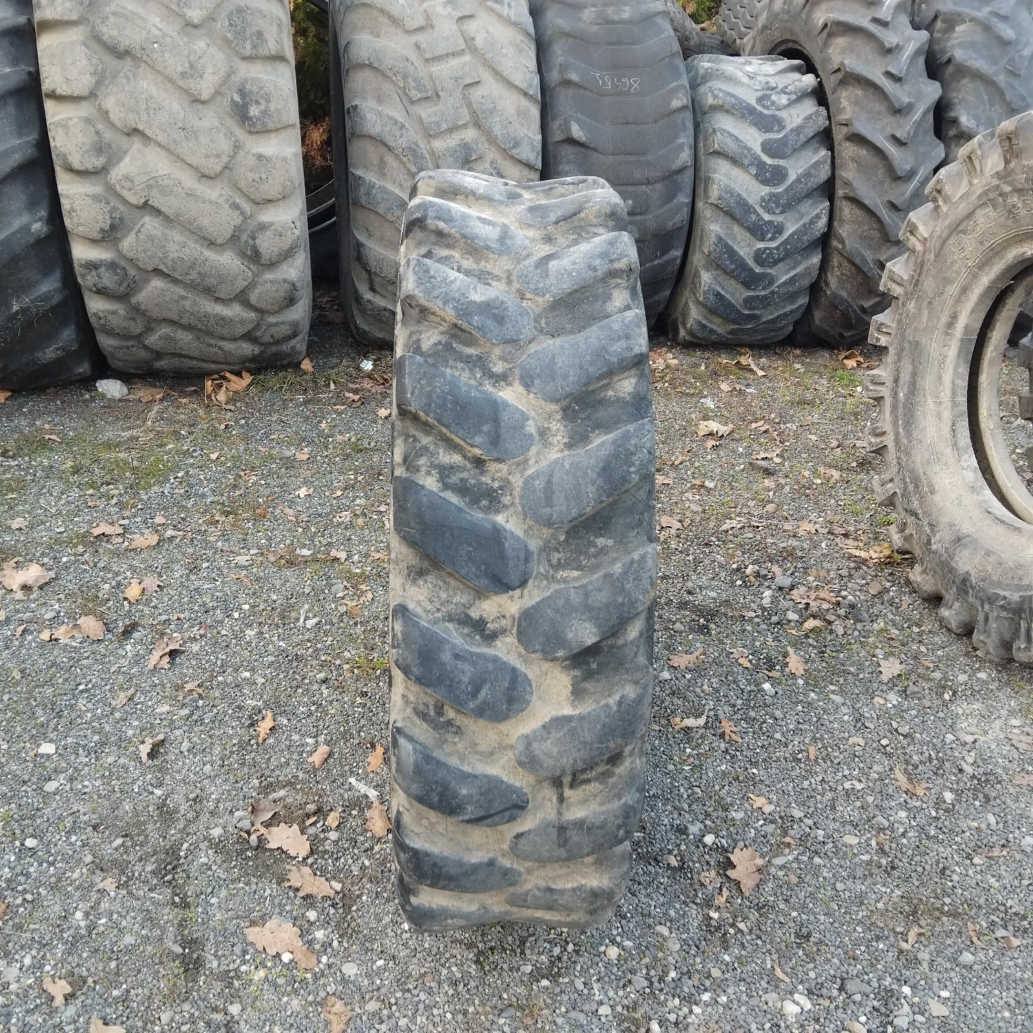  Cauciucuri 10.00-20  Solideal