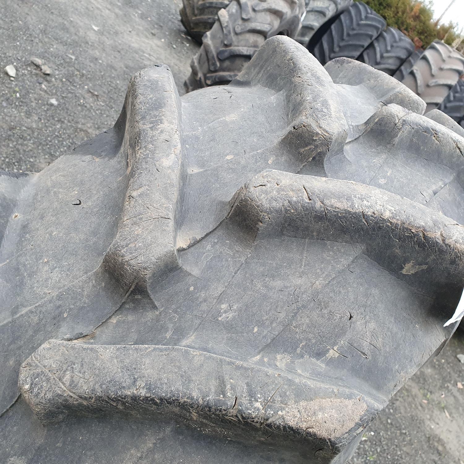  Cauciucuri 360/70R24  Trelleborg