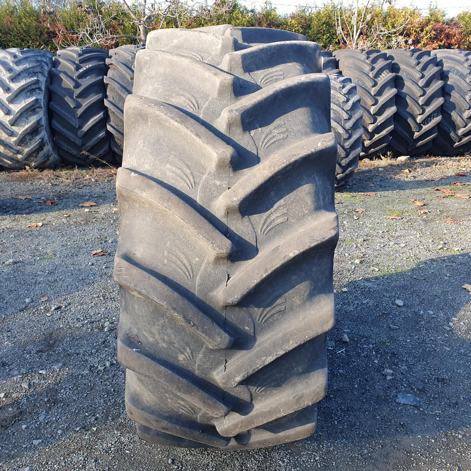 Cauciucuri 600/70R30  Gri