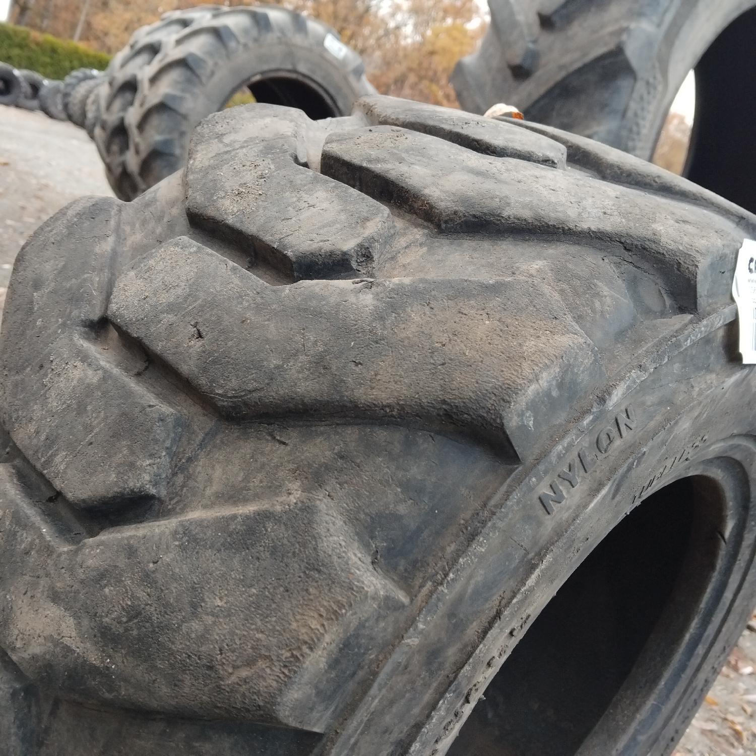  Cauciucuri 26x12-12  Solideal