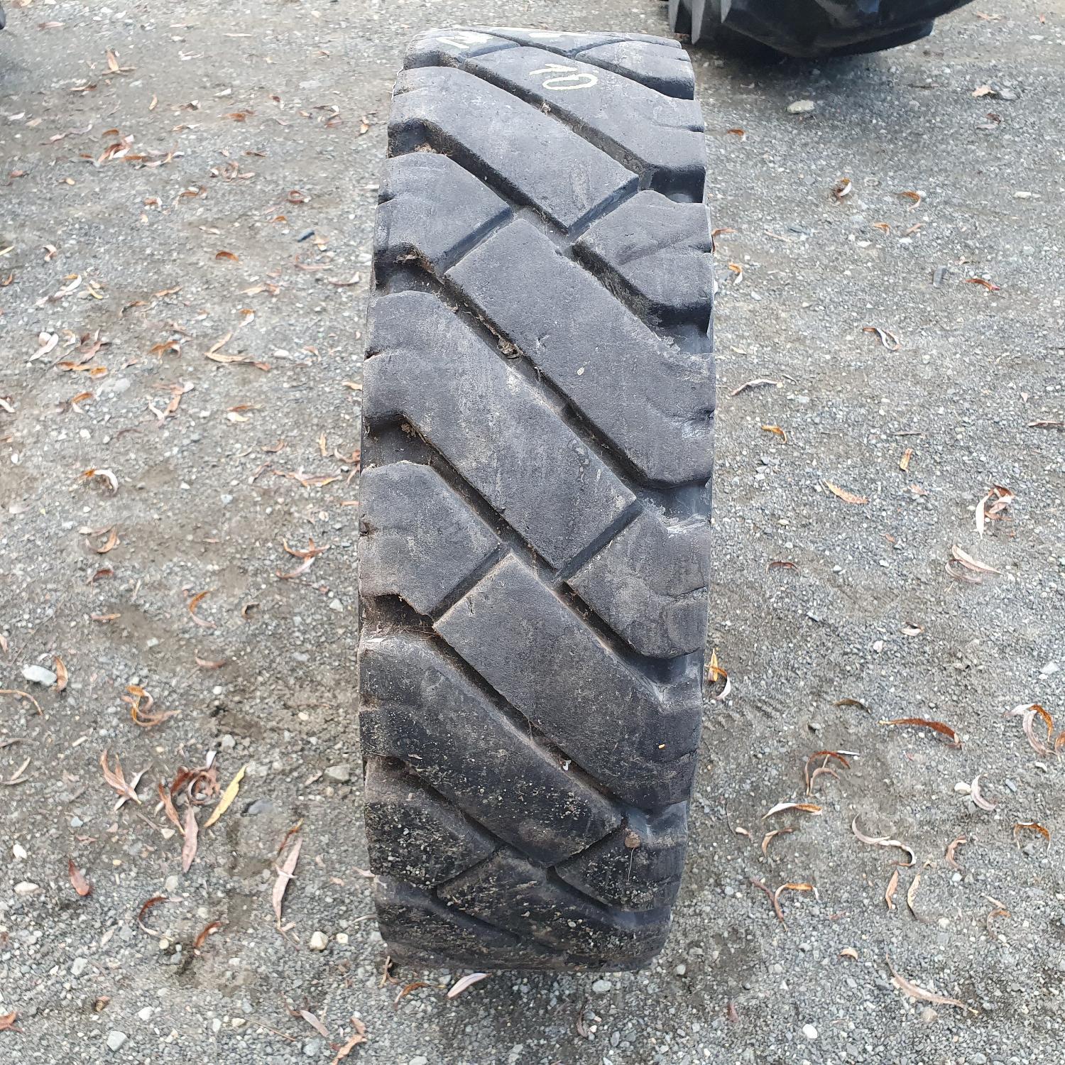  Cauciucuri 7.00-12  Solideal