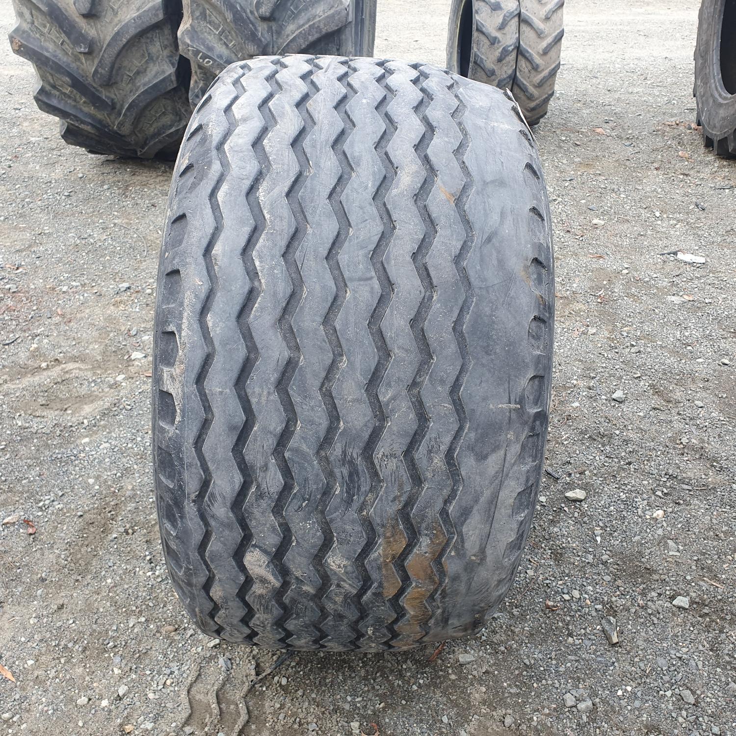  Cauciucuri 400/60-15.5  Bkt