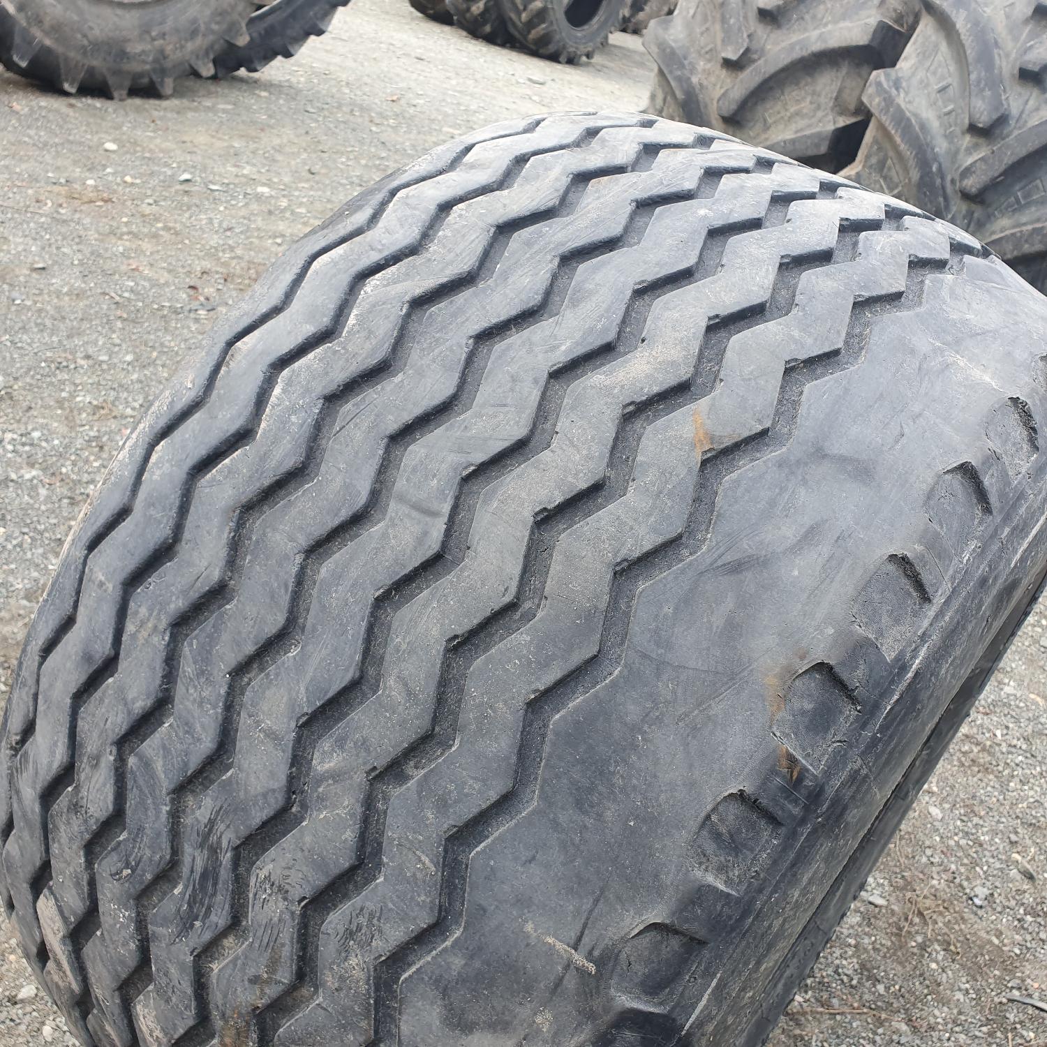  Cauciucuri 400/60-15.5  Bkt