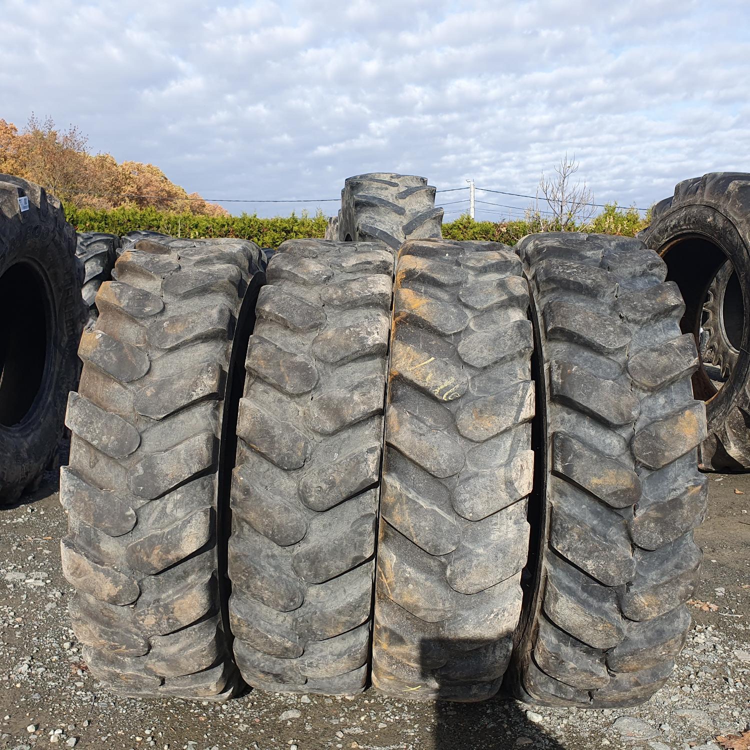  Cauciucuri 10.00-20  Camso