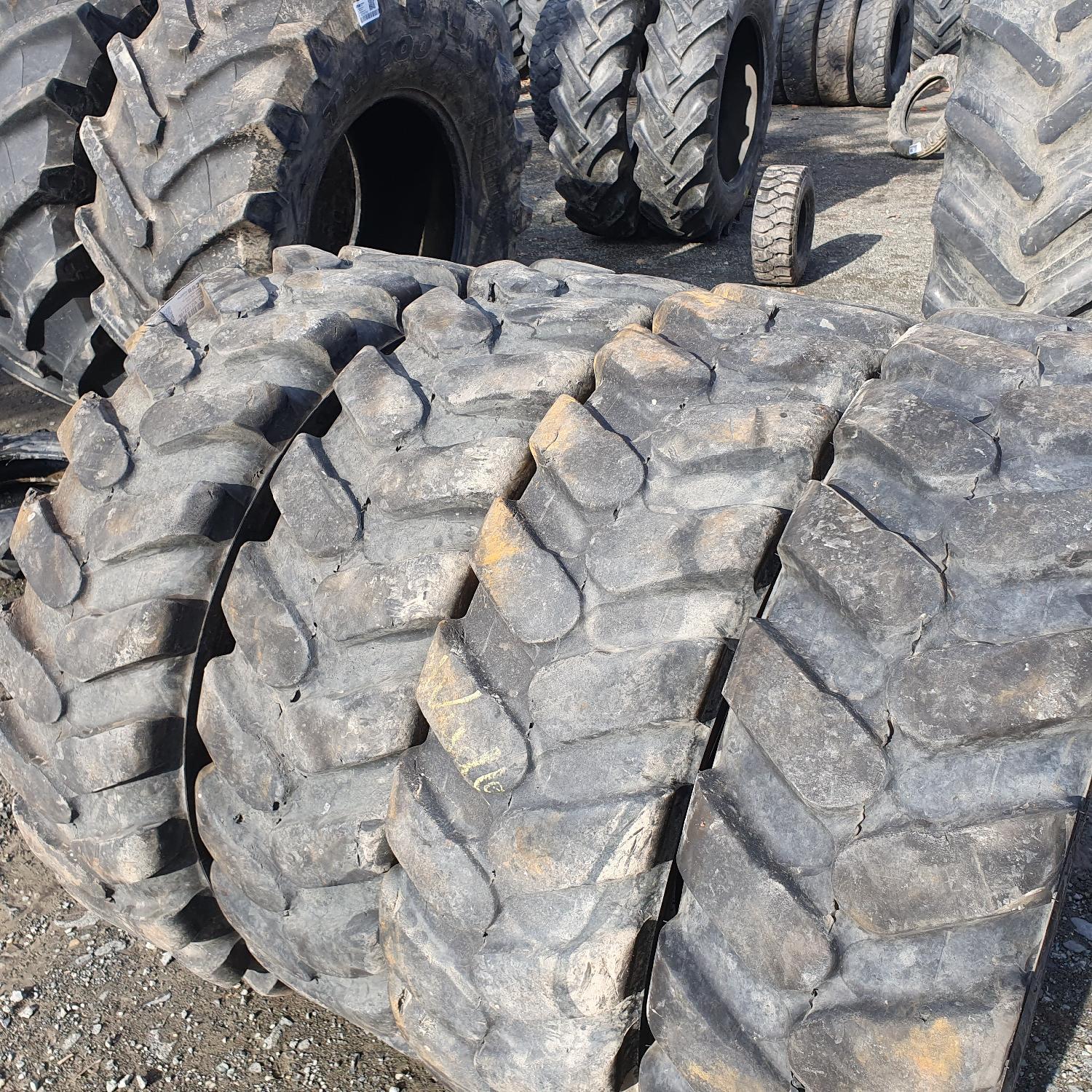  Cauciucuri 10.00-20  Camso