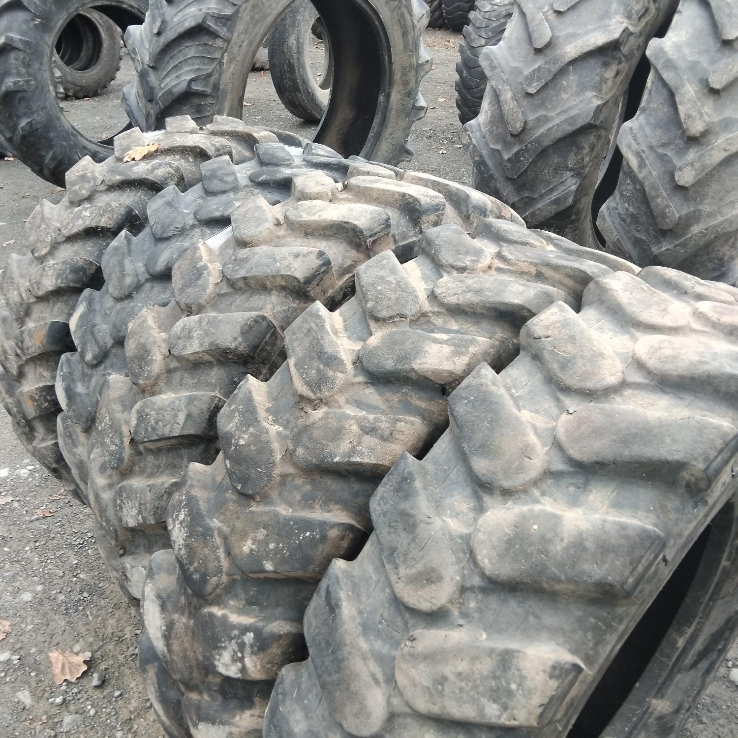  Cauciucuri 10.00-20  Camso