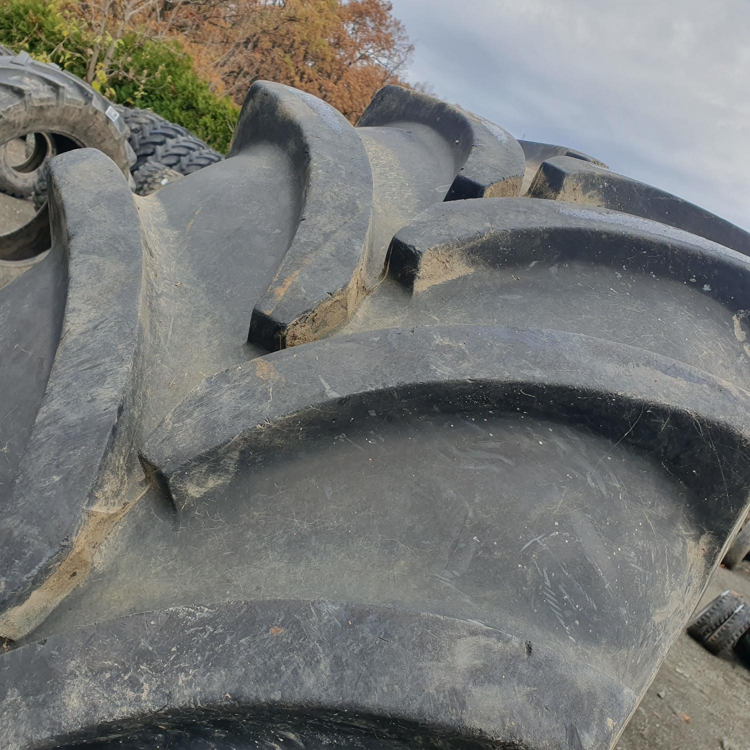  Cauciucuri 650/65R38  Vredestein