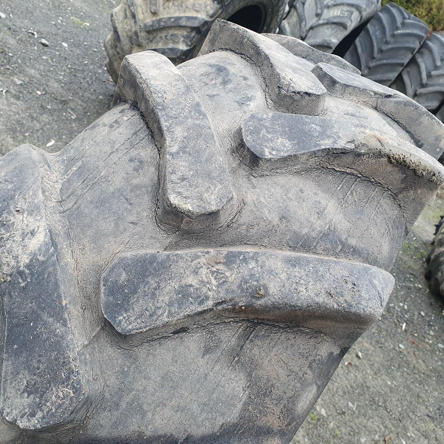  Cauciucuri 360/70R24  Belshina