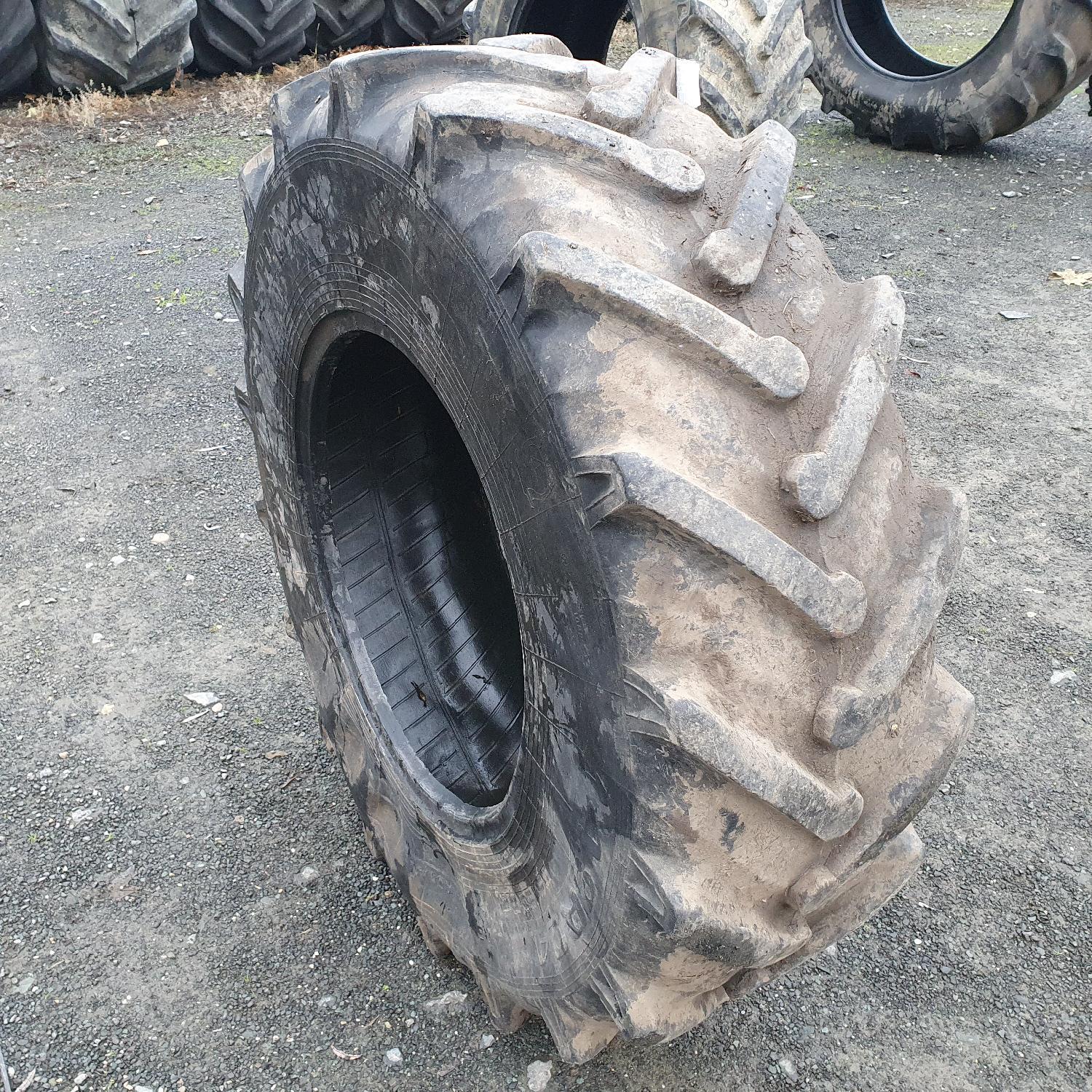  Cauciucuri 14.9R24 (380/85R24) Dneproshina