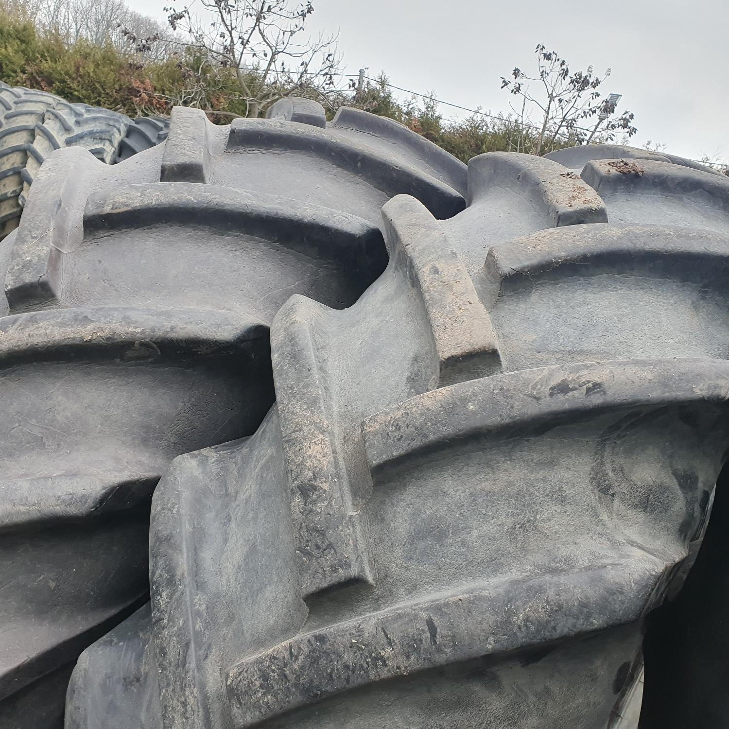  Cauciucuri 18.4-30 (460/85R30) Barum