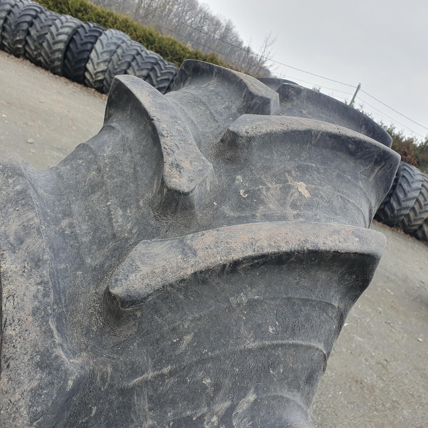  Cauciucuri 400/75R38 (15.5R38) Taurus